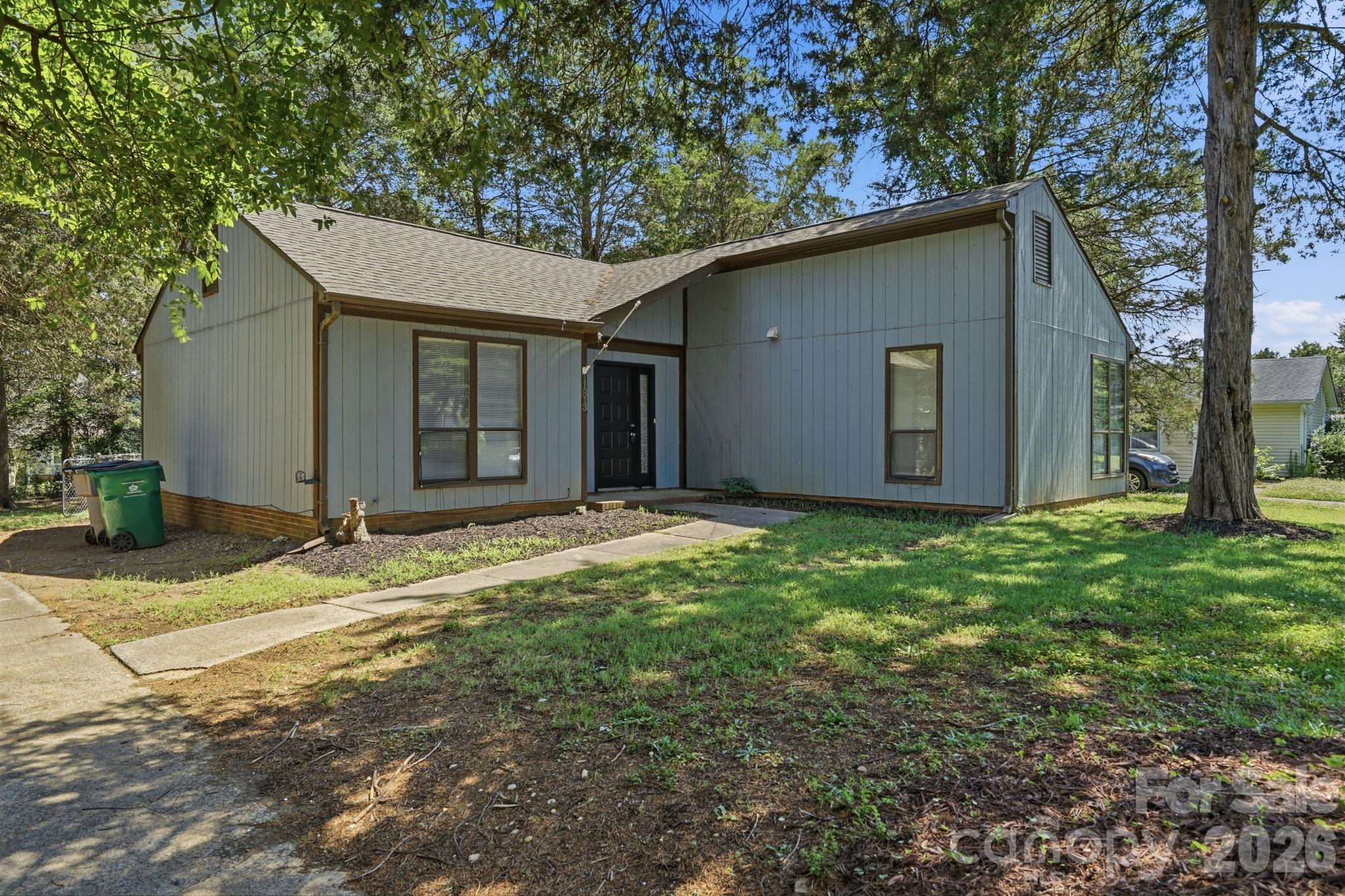 11813 Moonridge Drive