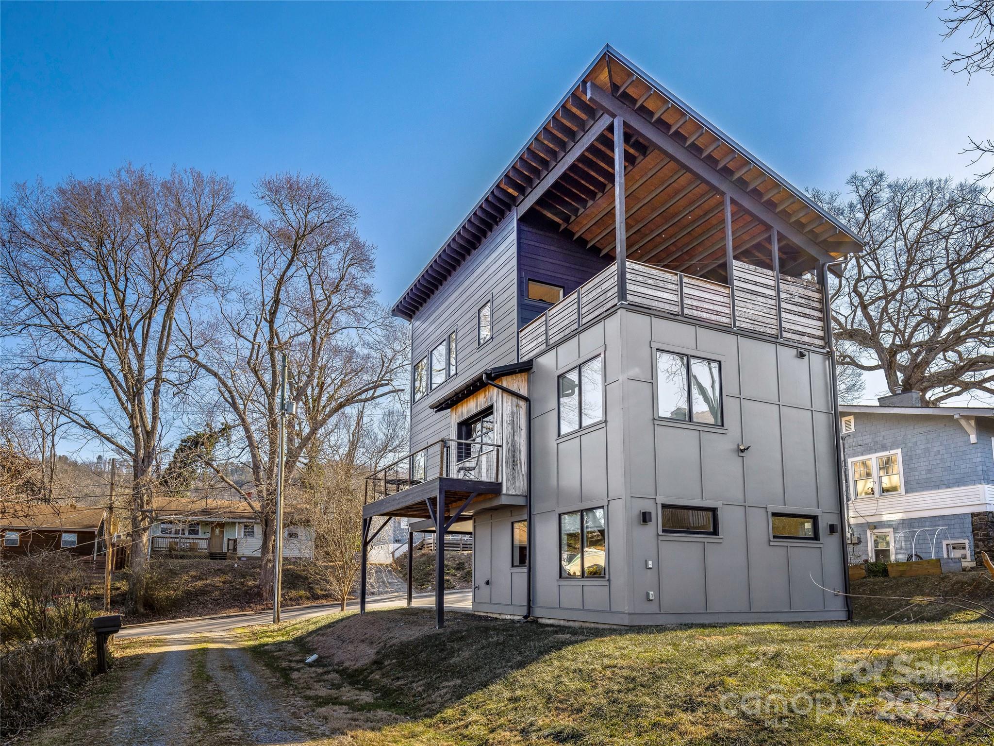 28 Edgehill Avenue