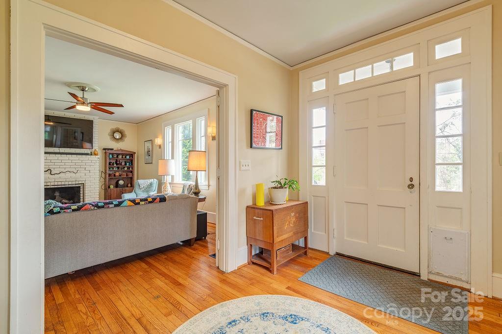 891 Hendersonville Road