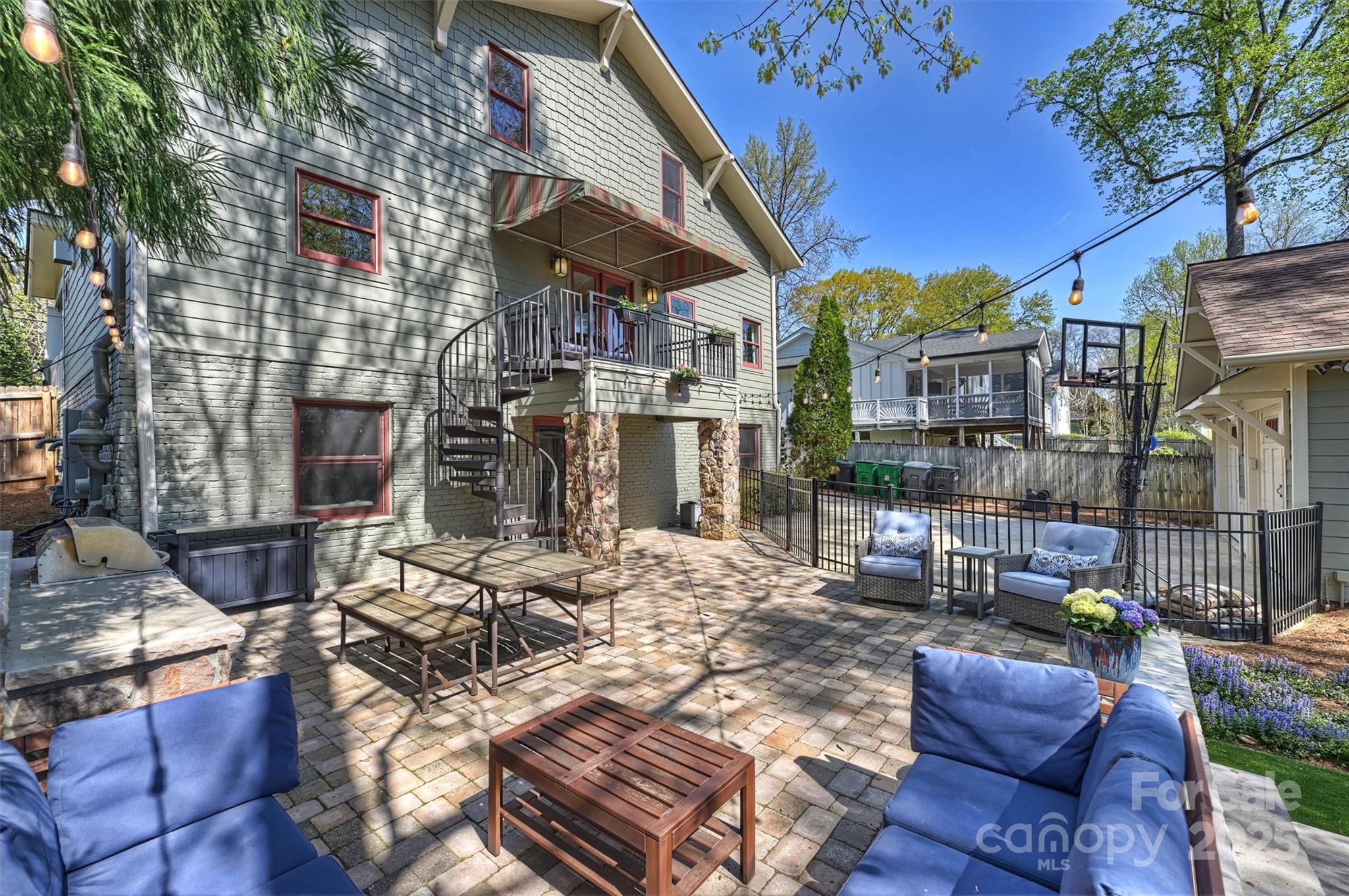 Myers Park - Residential