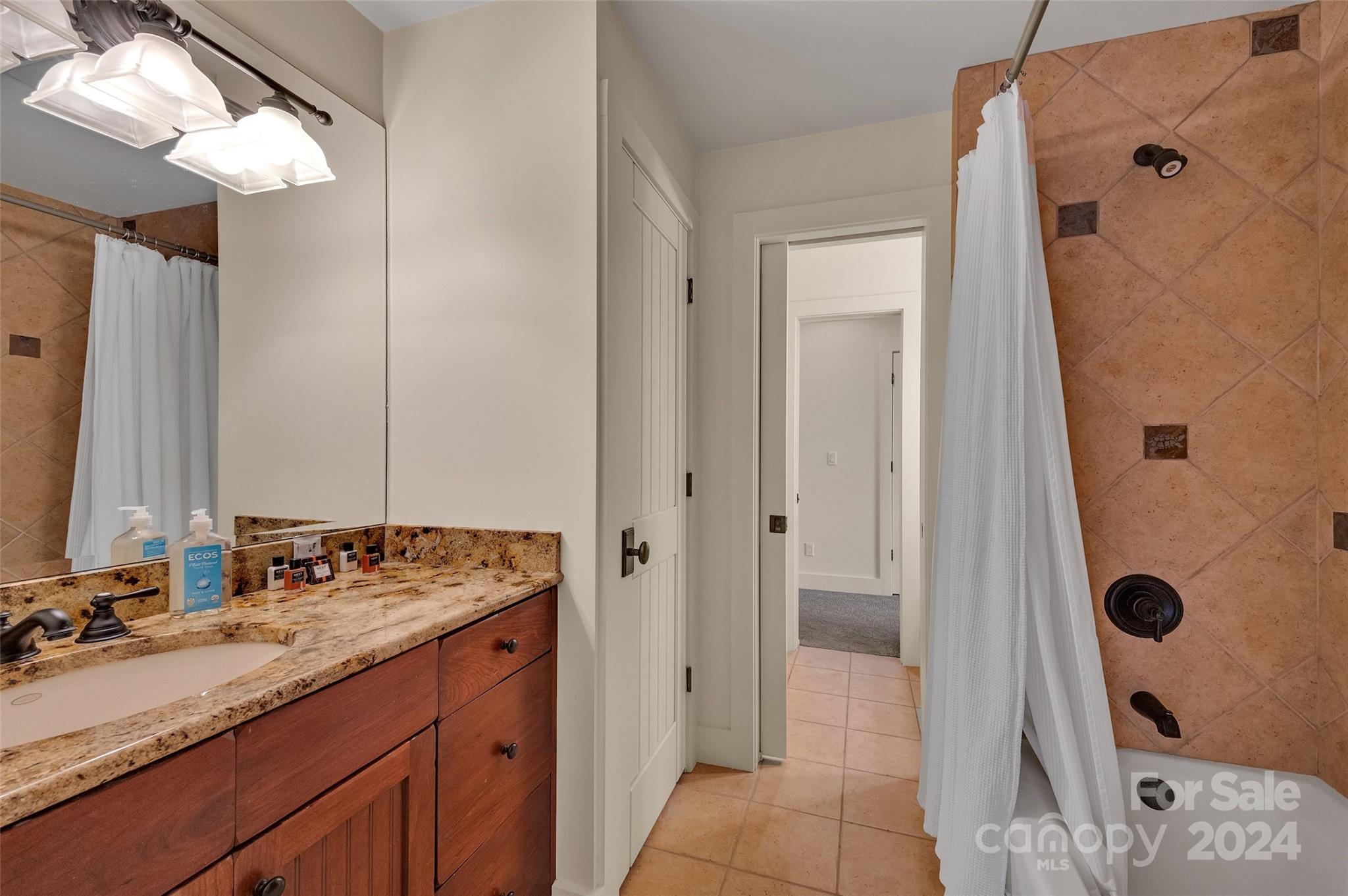 Lake Toxaway Estates - Residential