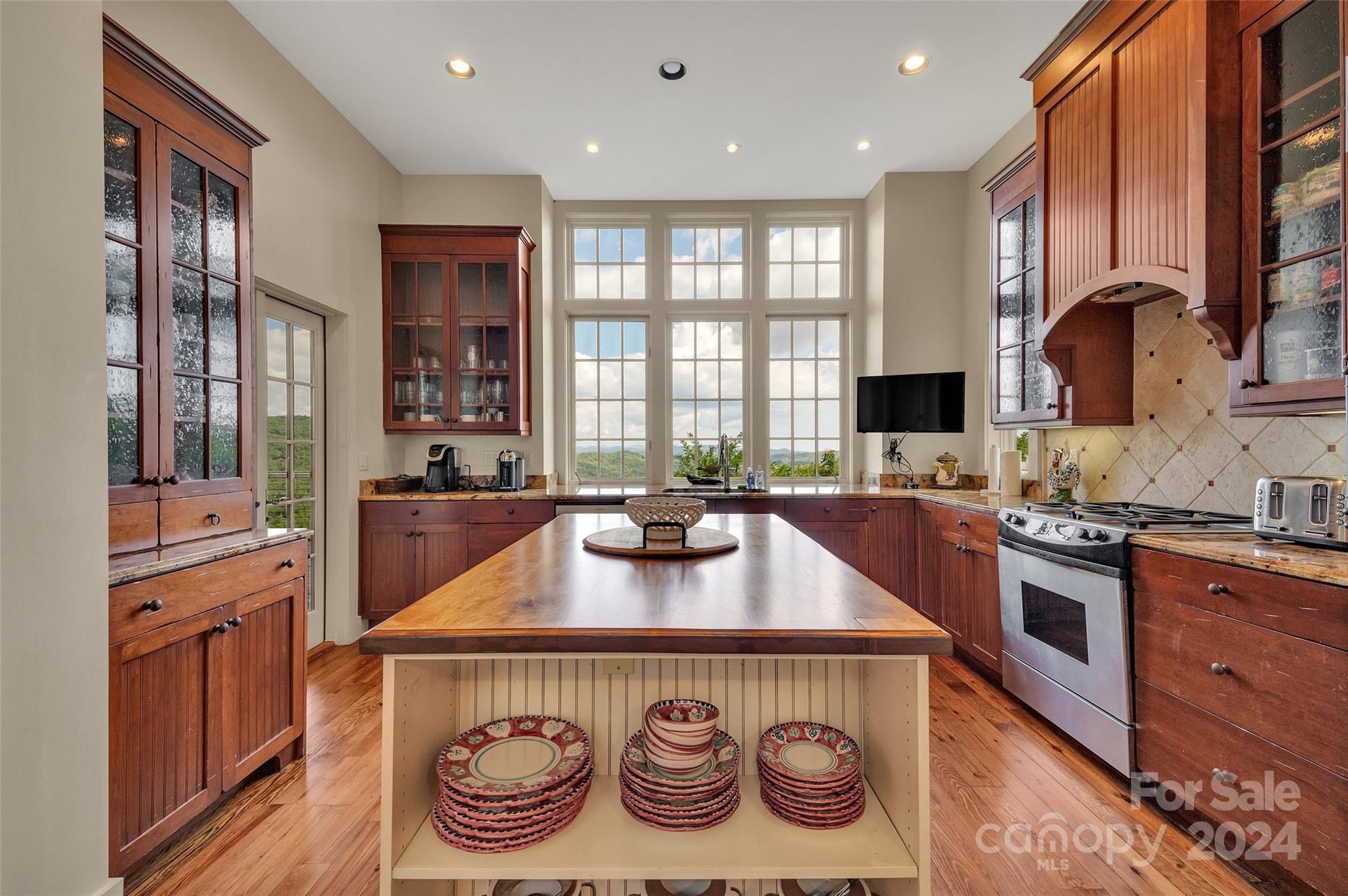 Lake Toxaway Estates - Residential