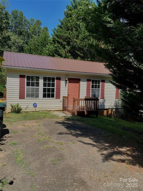 39 Vine Street Woodfin NC 28804