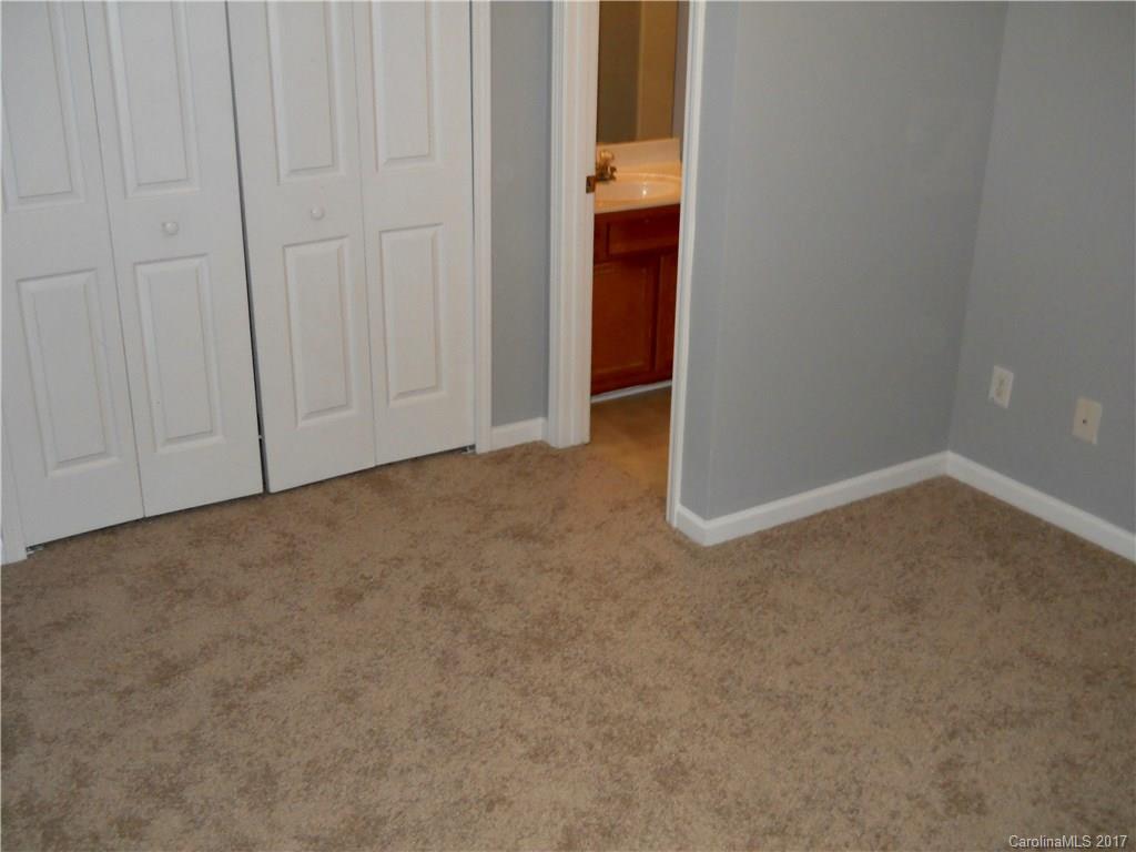 Holly Ridge - Residential