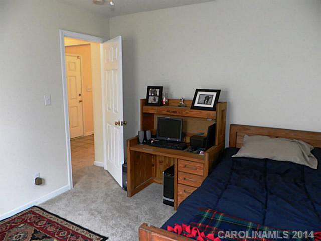 Tall Oaks - Residential