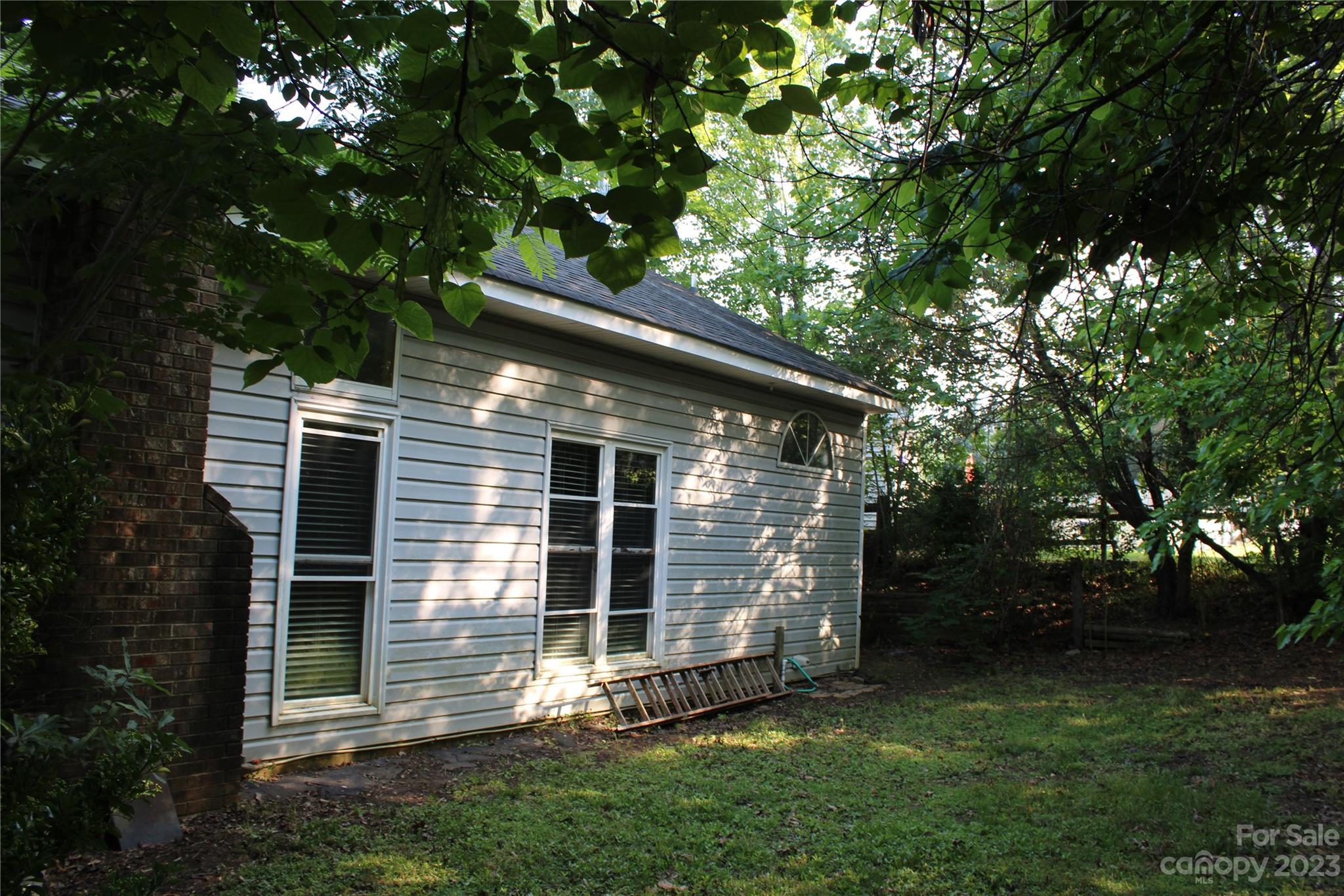 Planters Row - Residential