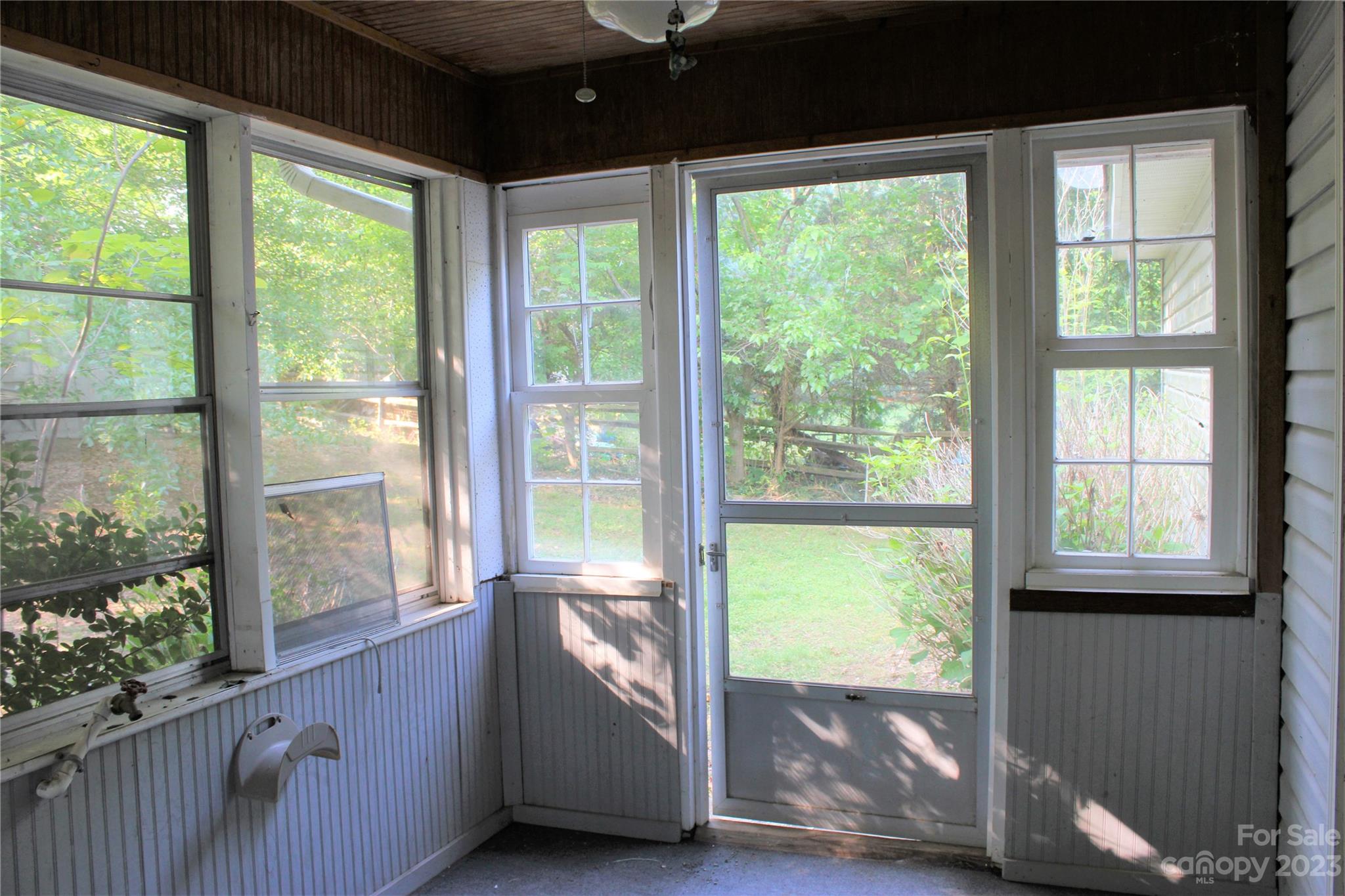 Planters Row - Residential