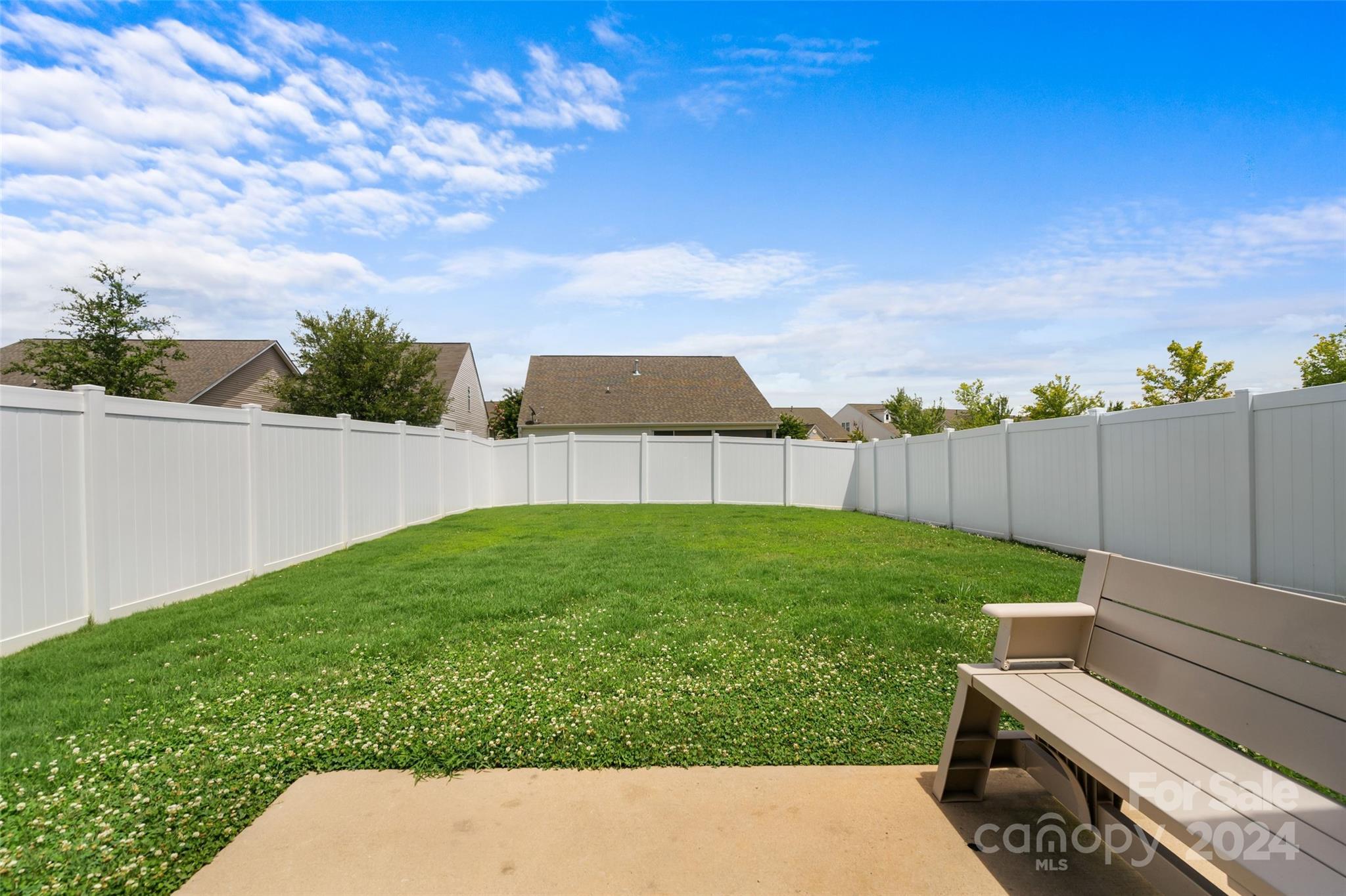 Newport Lakes - Residential