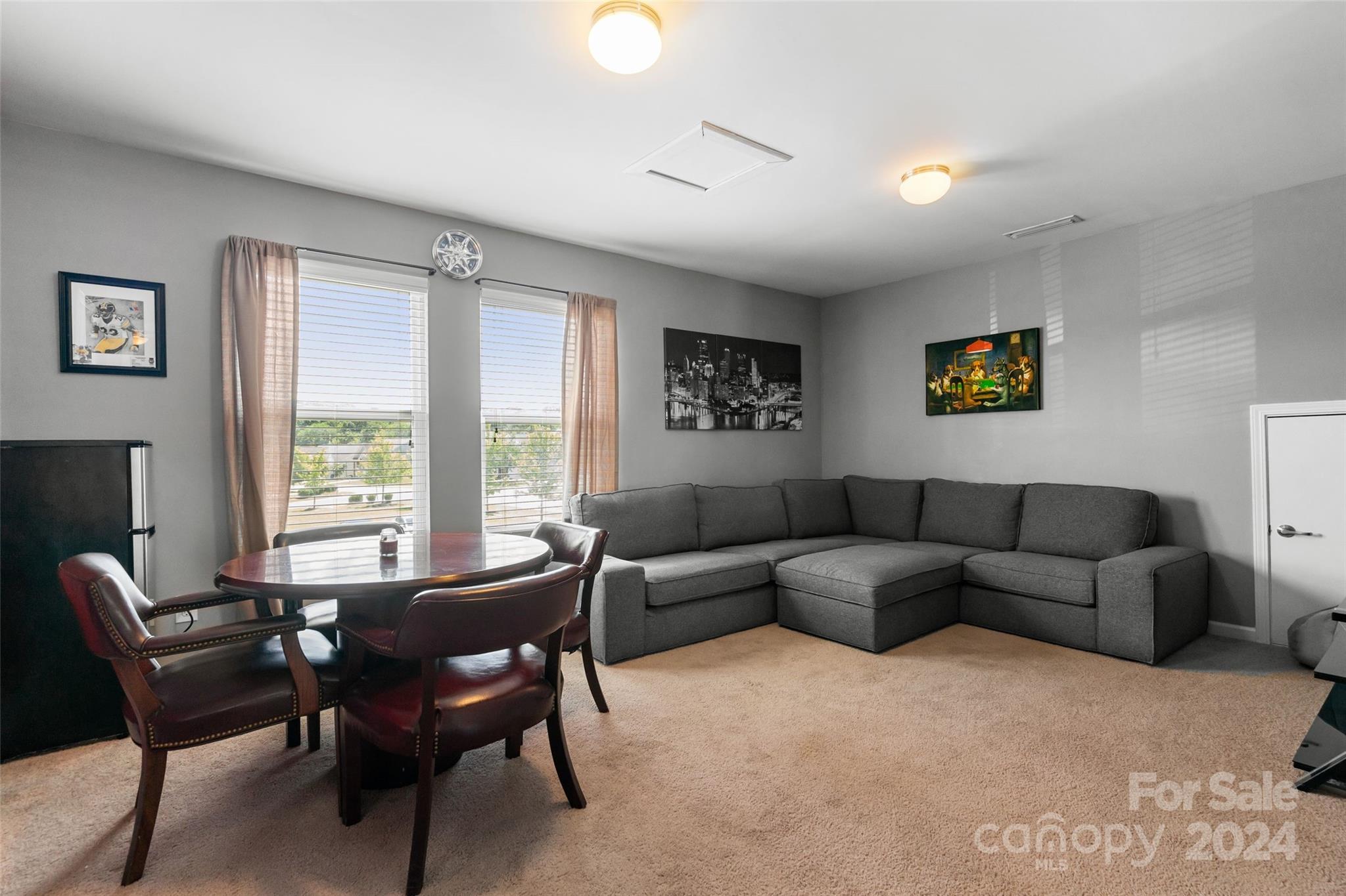 Newport Lakes - Residential