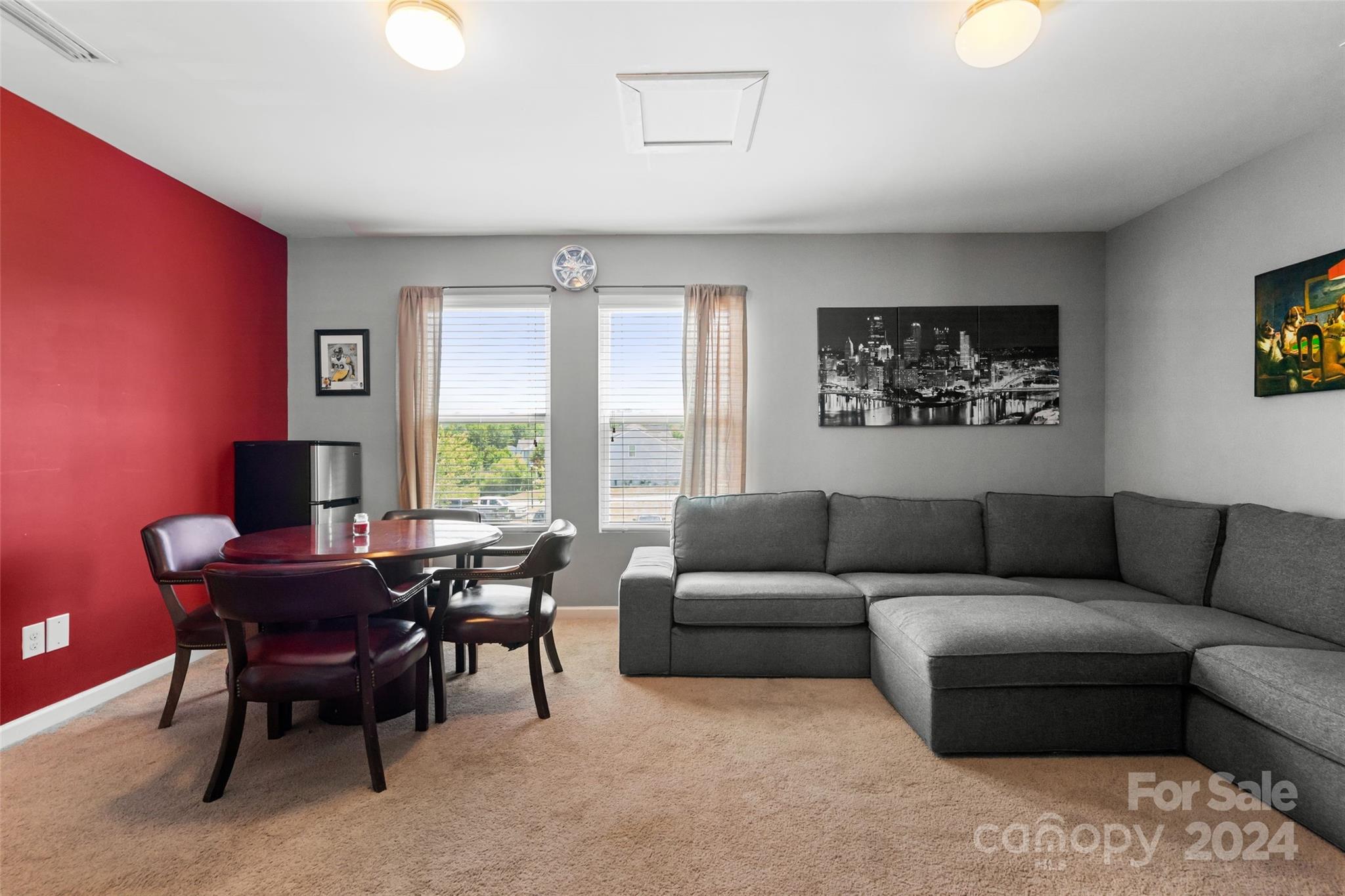 Newport Lakes - Residential