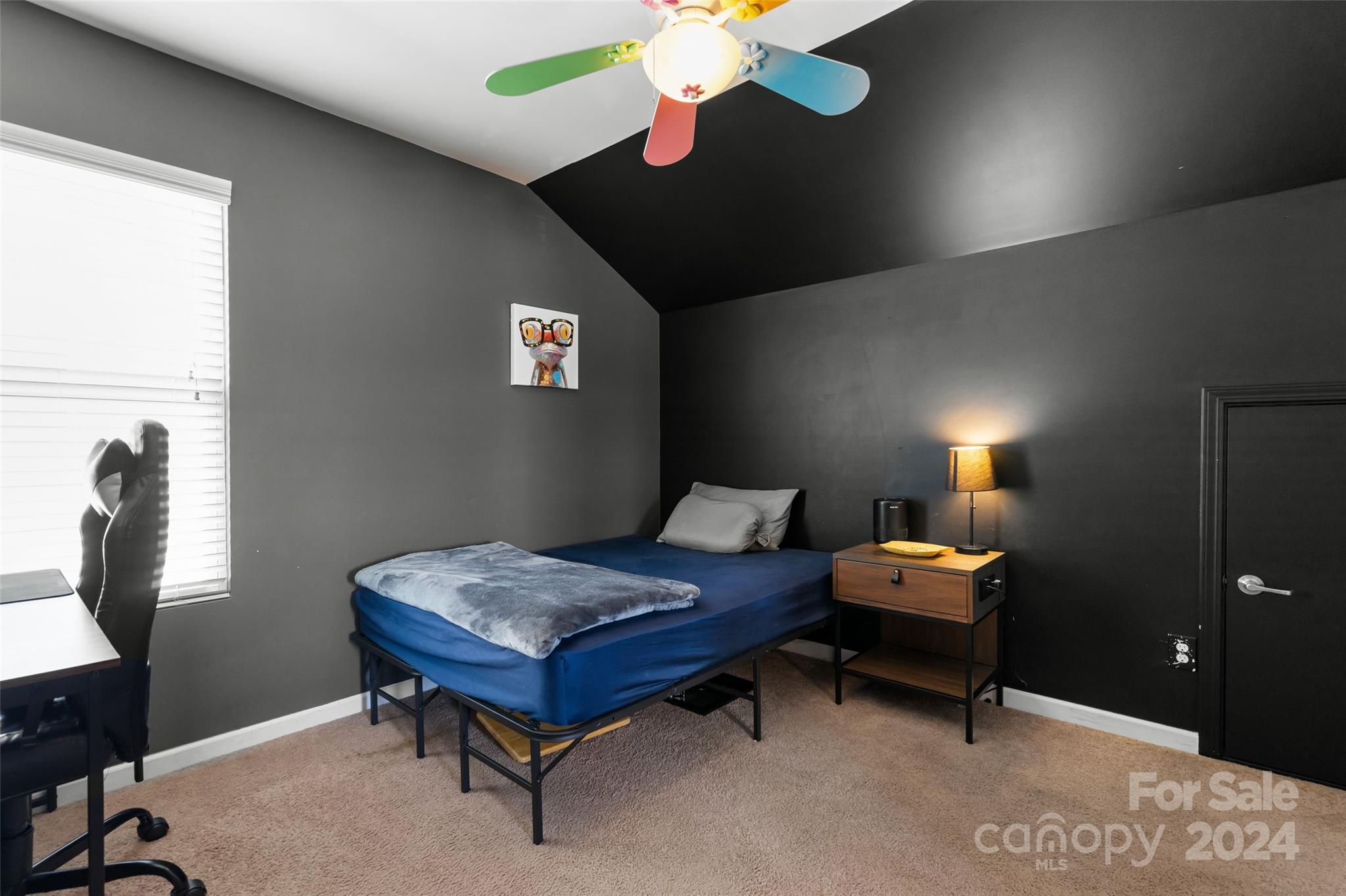 Newport Lakes - Residential