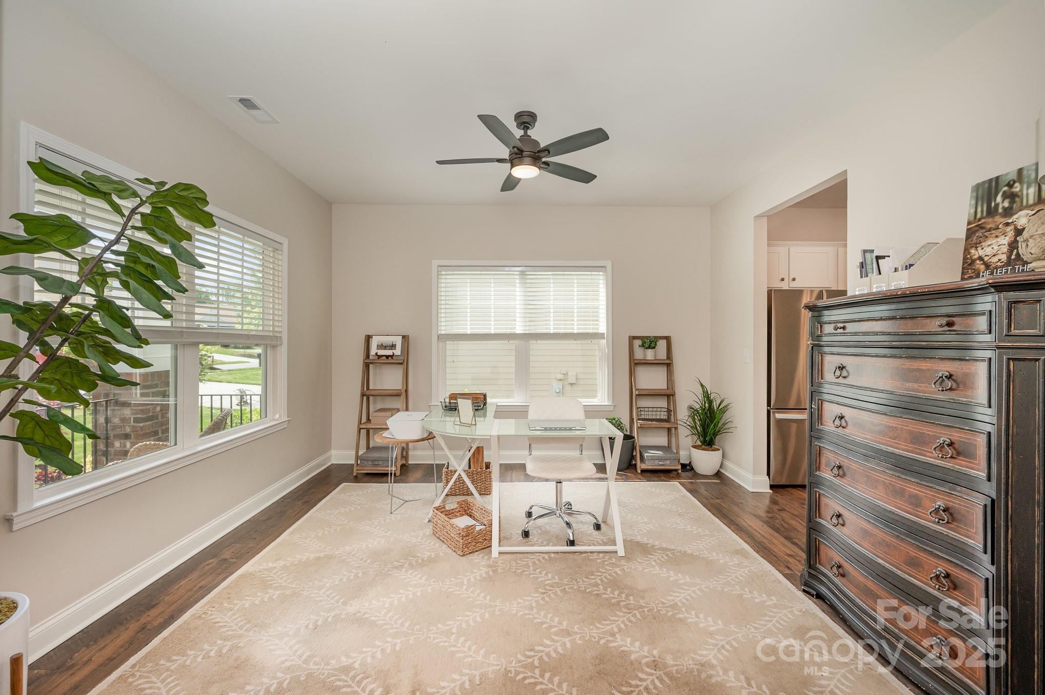 9428 Segundo Lane