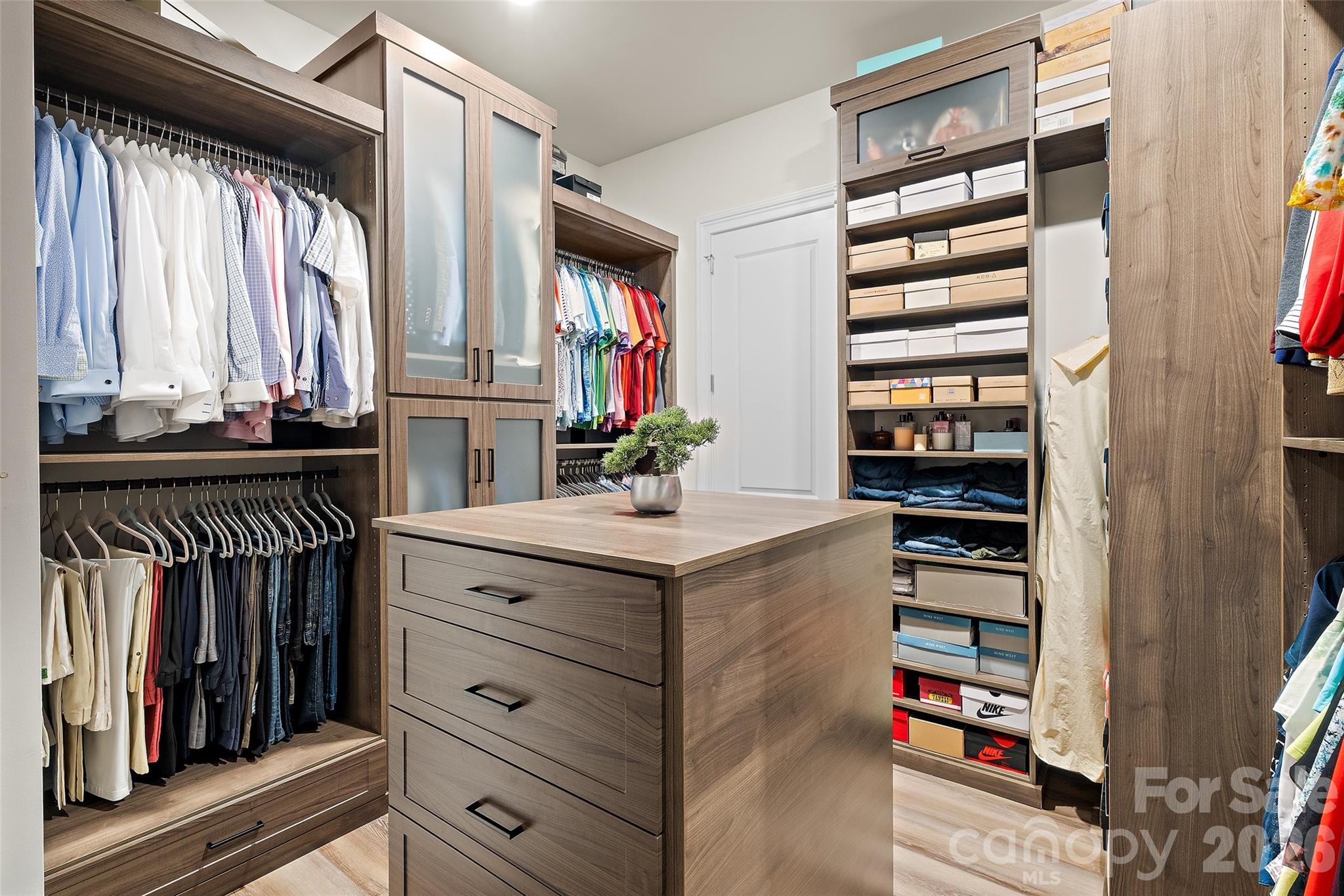 Regency at Palisades - Residential