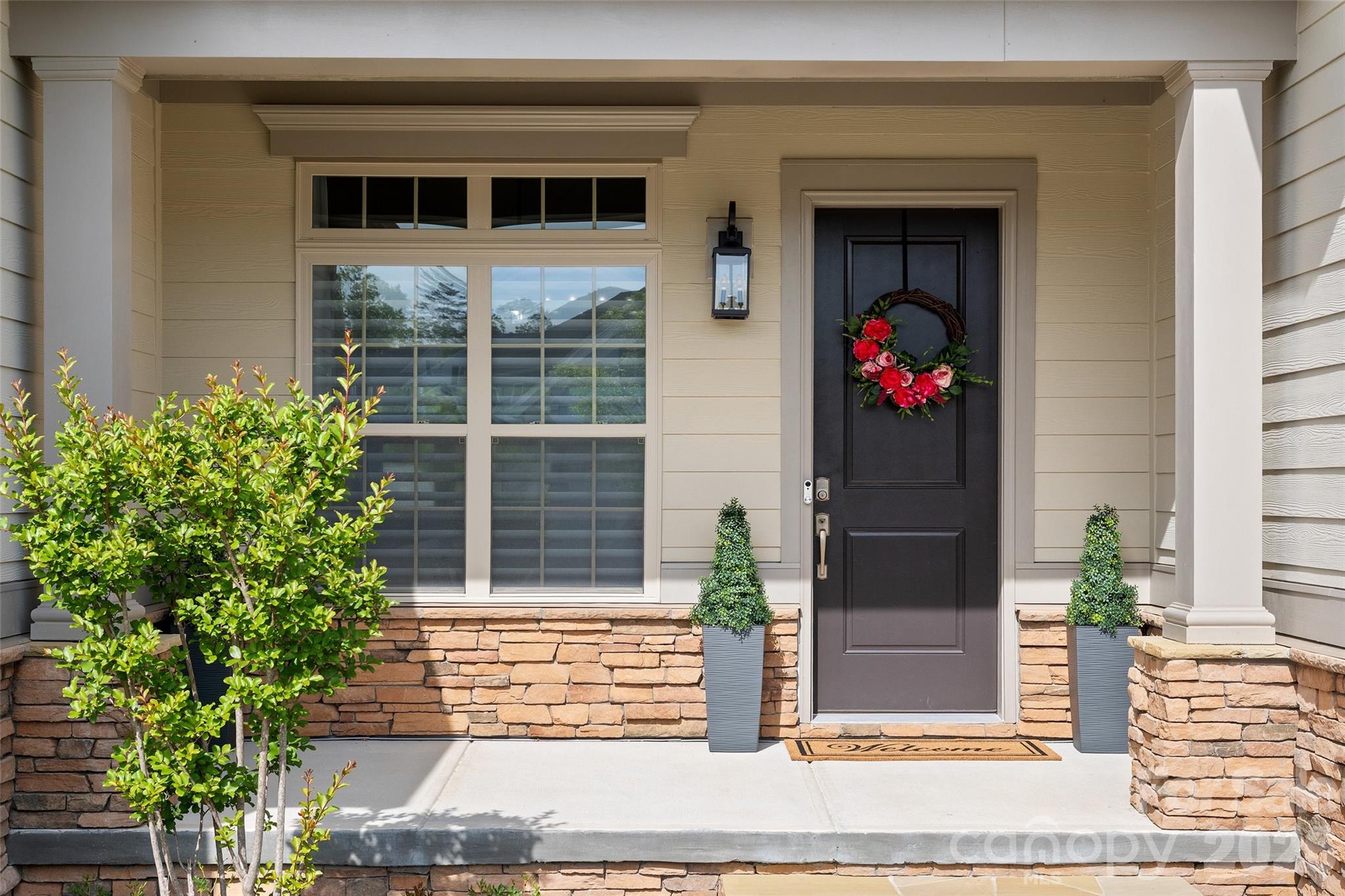 82212 Standing Oak Drive