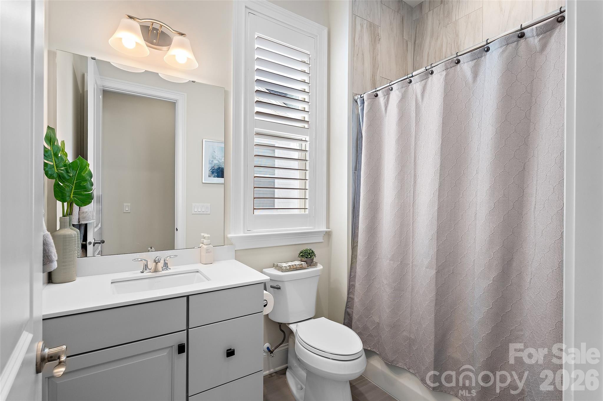 Regency at Palisades - Residential