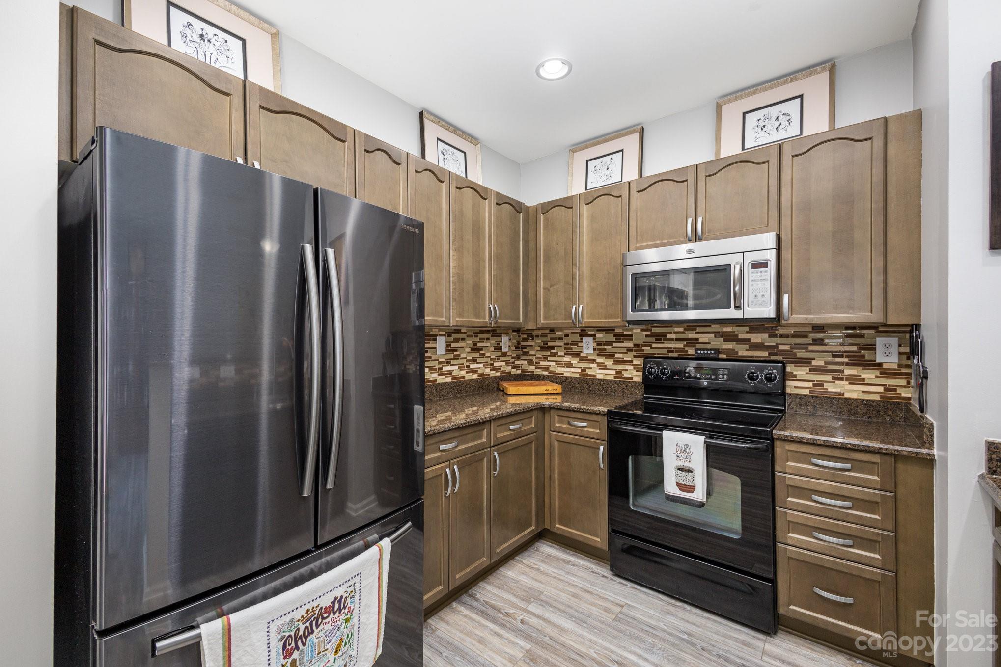 Coventry Court Townhomes - Residential