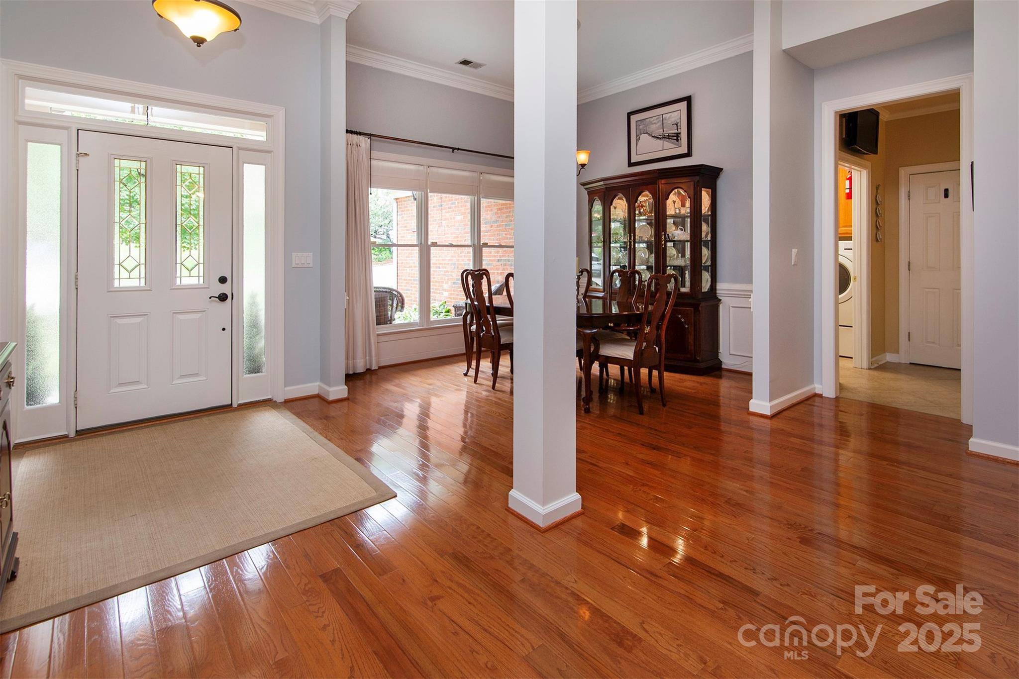 8008 Alba Court