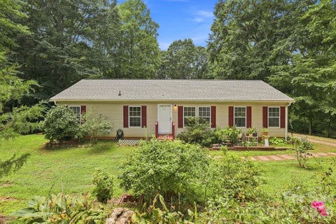 Photo of 175 Riverfield Drive, Statesville, NC 28625 (MLS # 4412782)