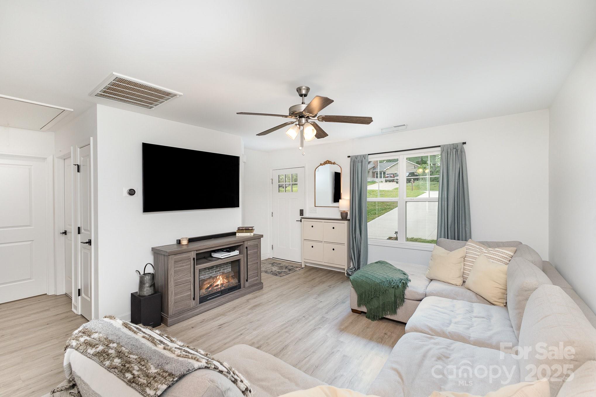 Woodcrest - Residential