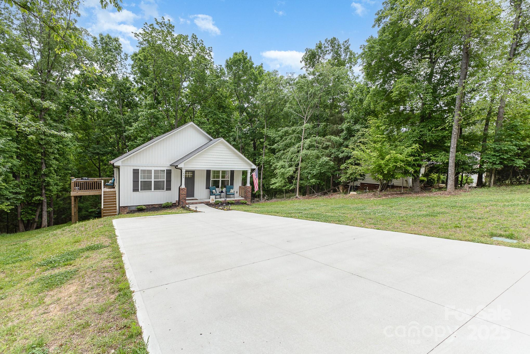 Woodcrest - Residential