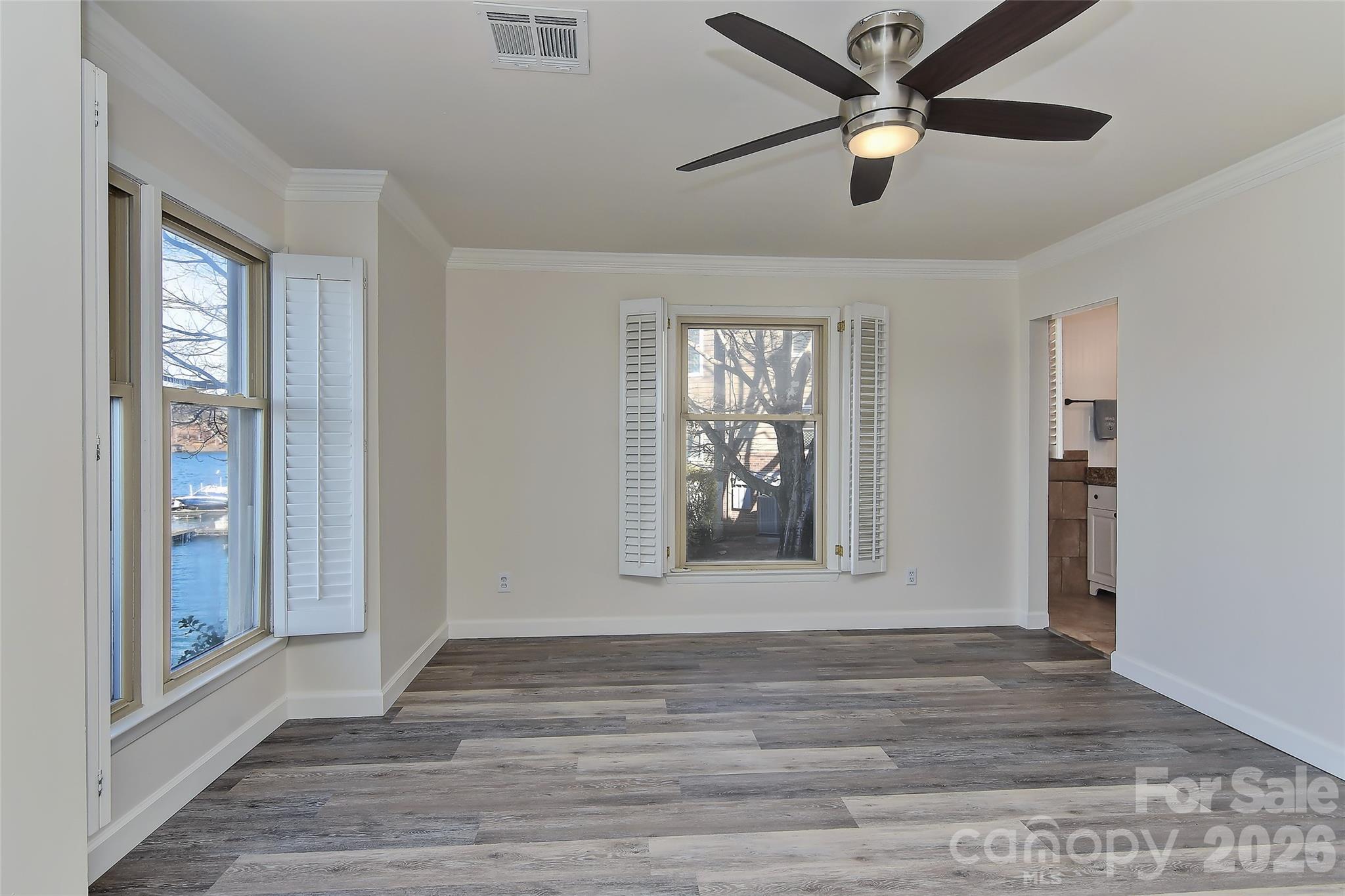 Emerald Point - Residential