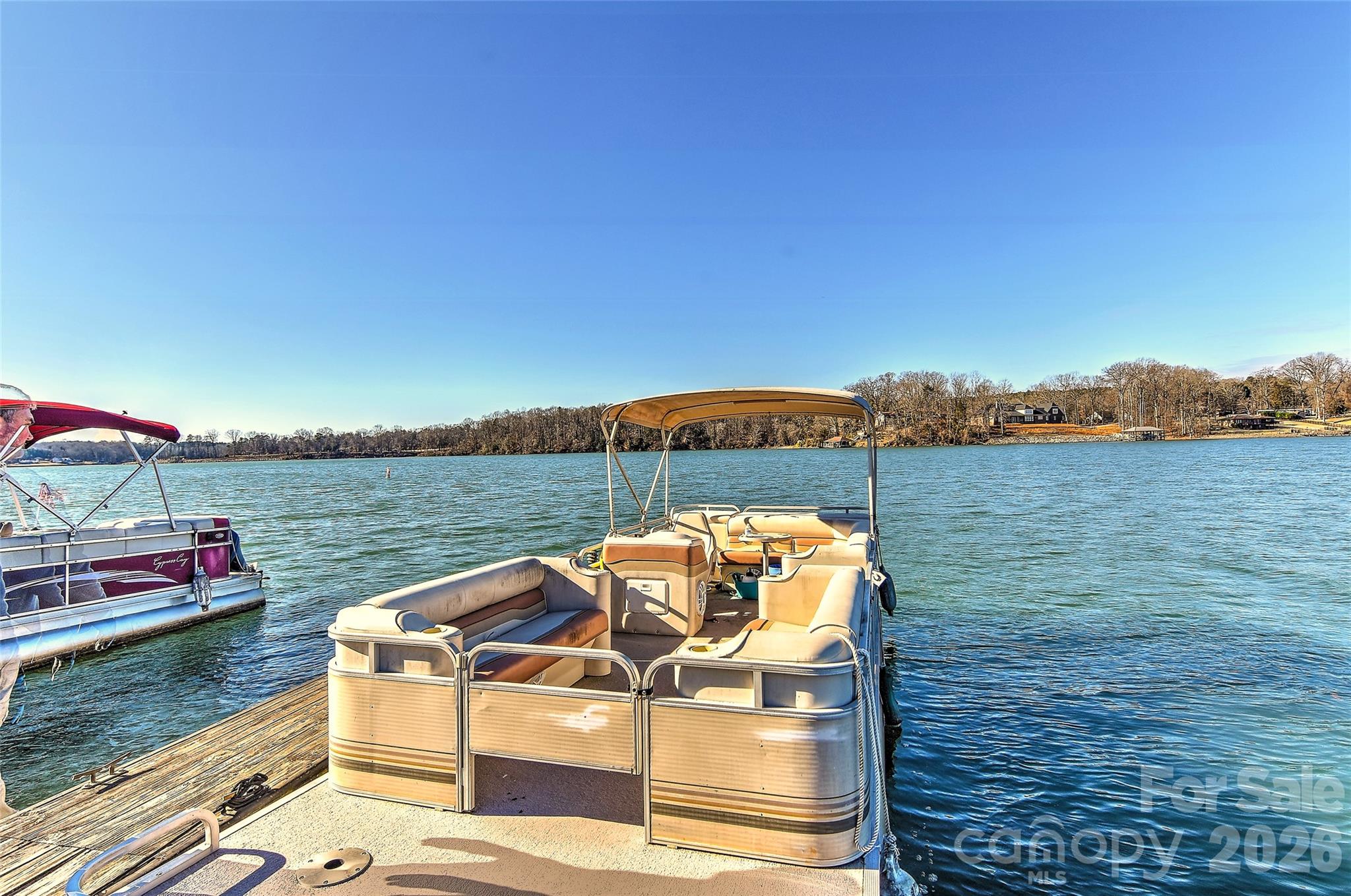 Emerald Point - Residential