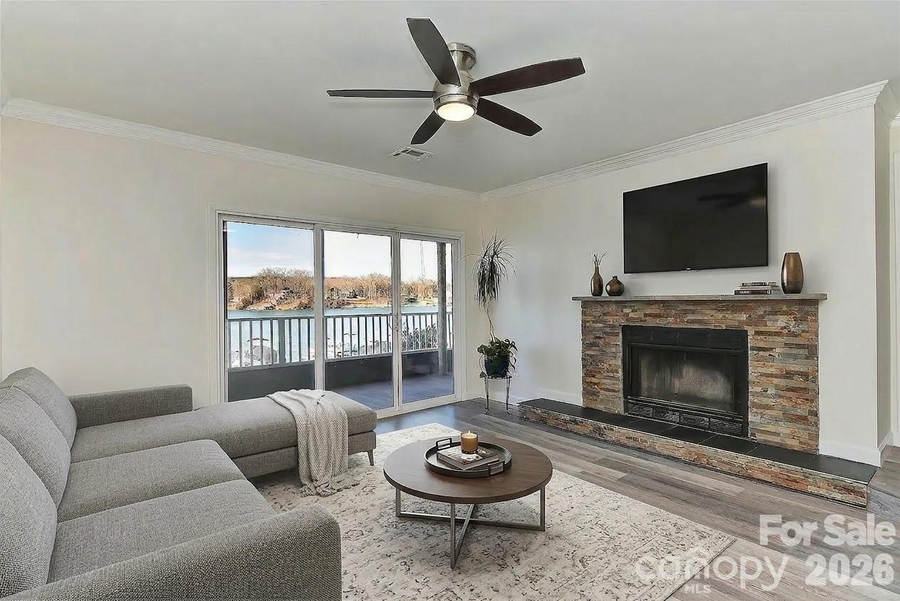 Emerald Point - Residential