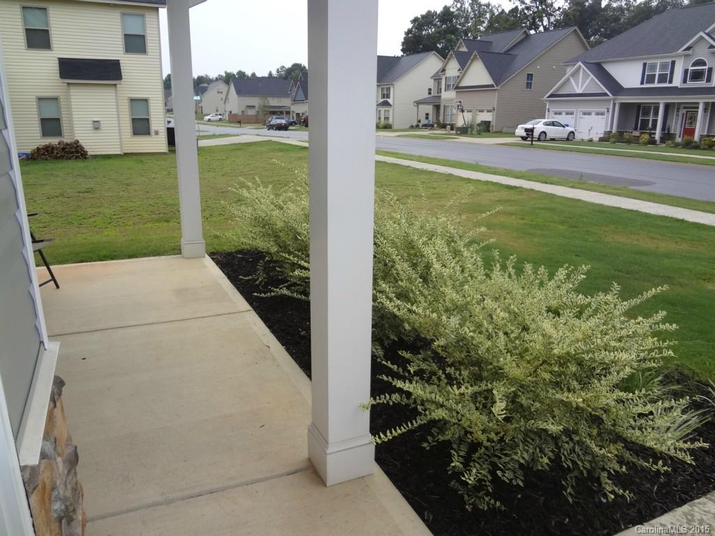 Oaks on Main - Residential