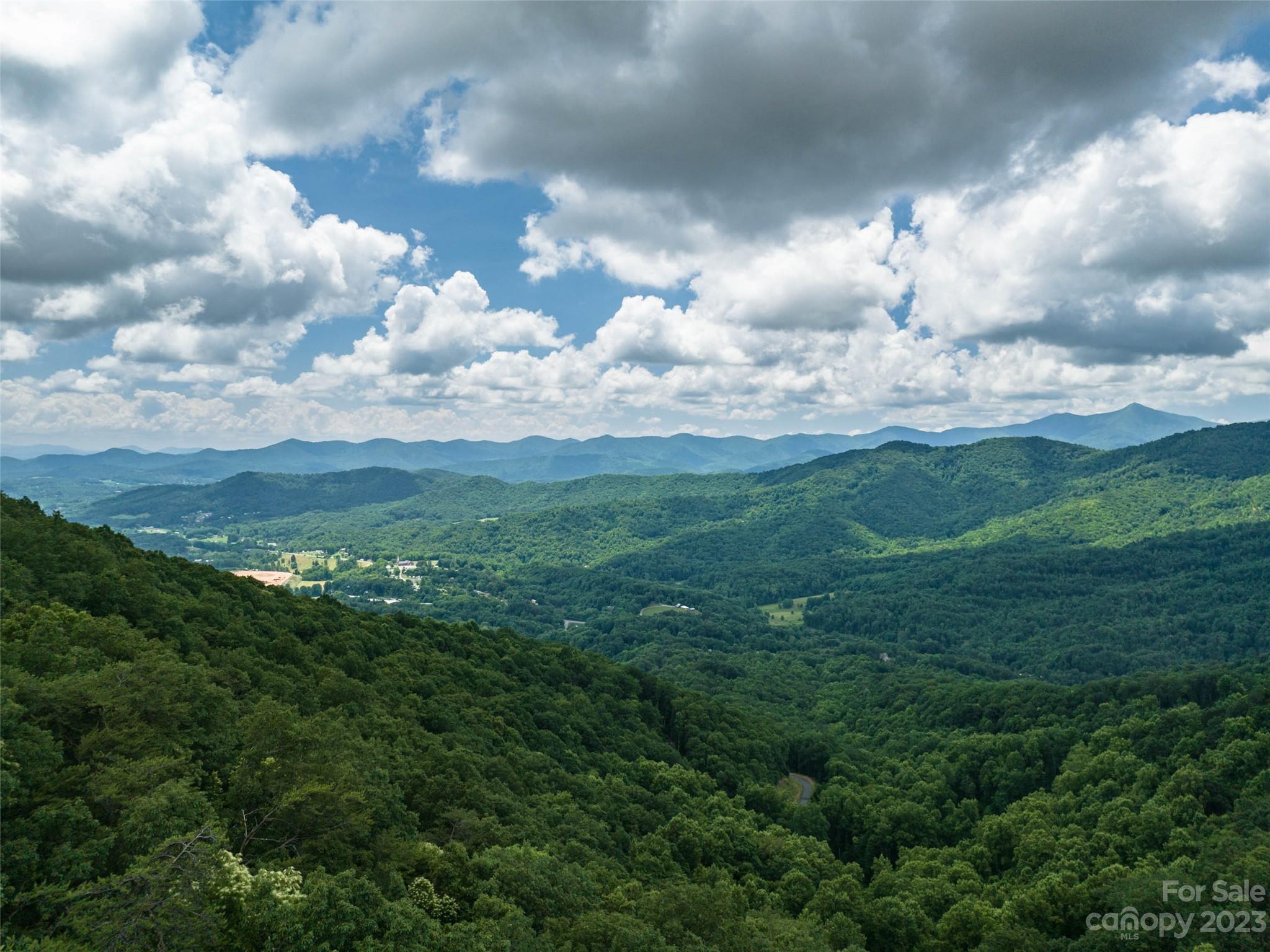 The Summit of Asheville - Land
