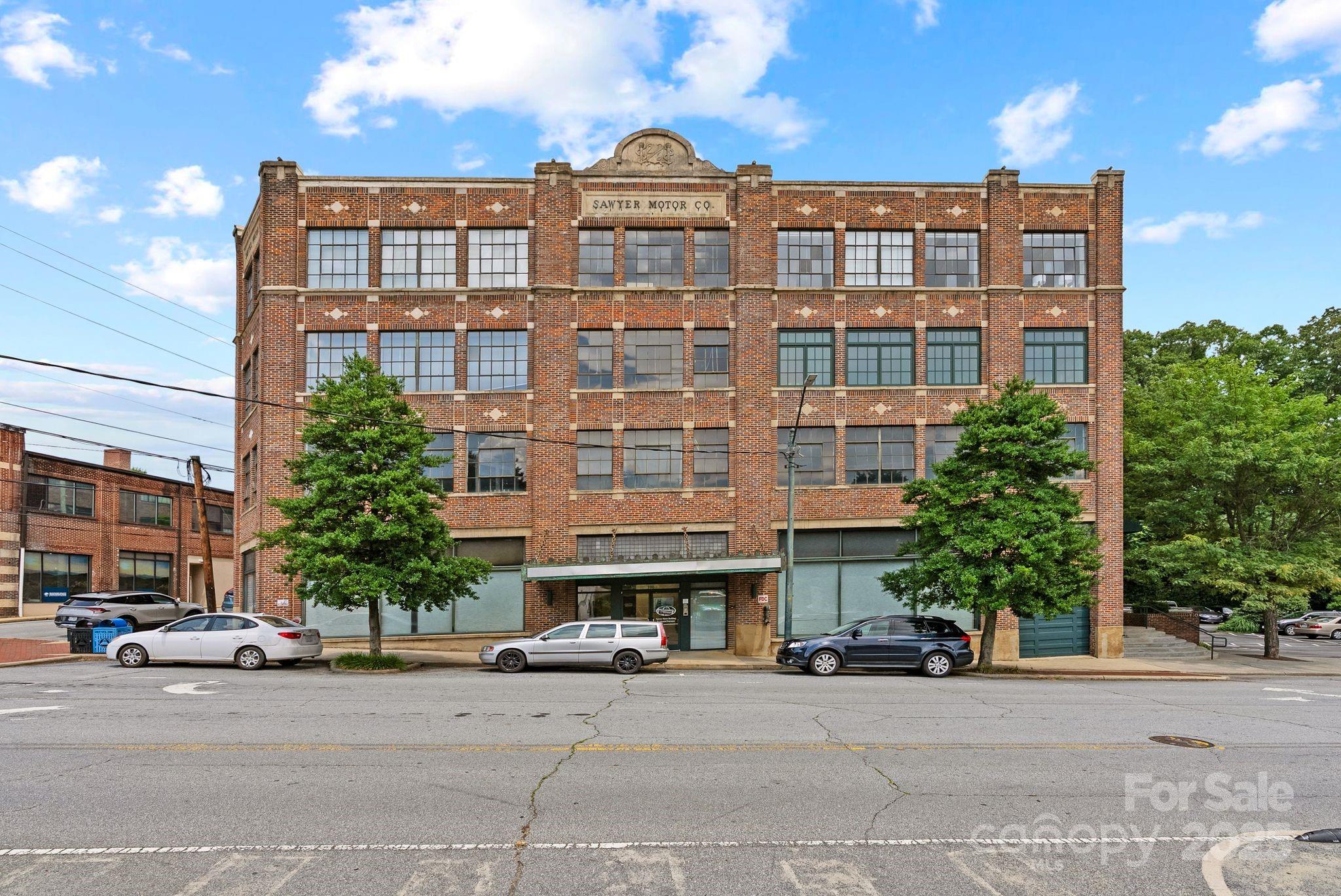 100 Coxe Avenue 310