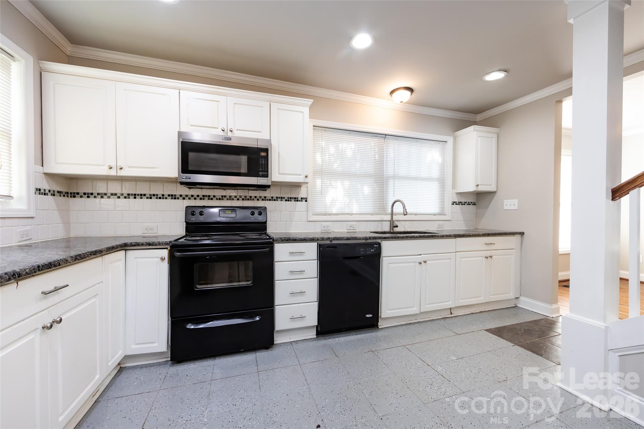 Sunnyside - Residential Lease