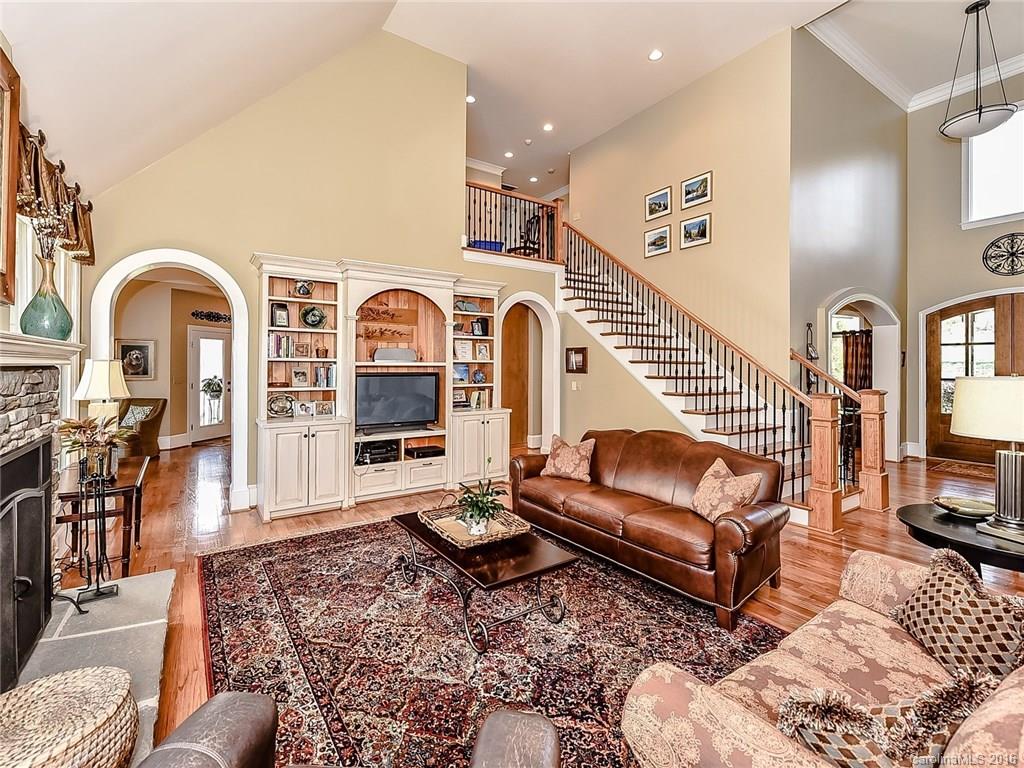 Huntington Ridge - Residential