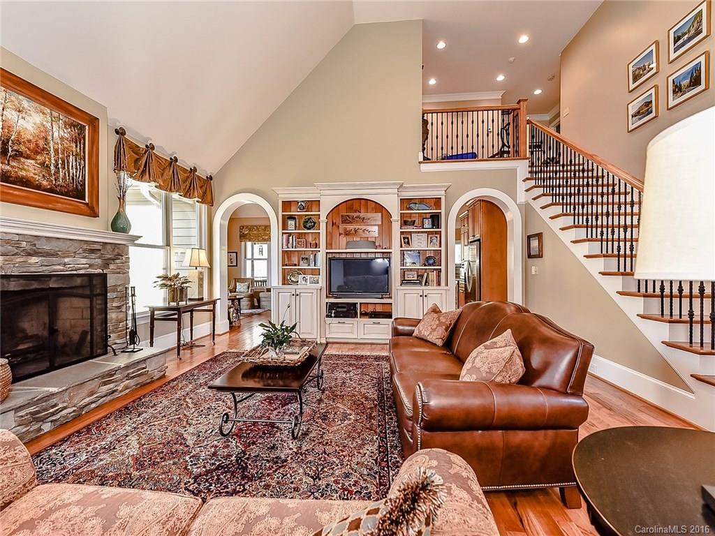 Huntington Ridge - Residential