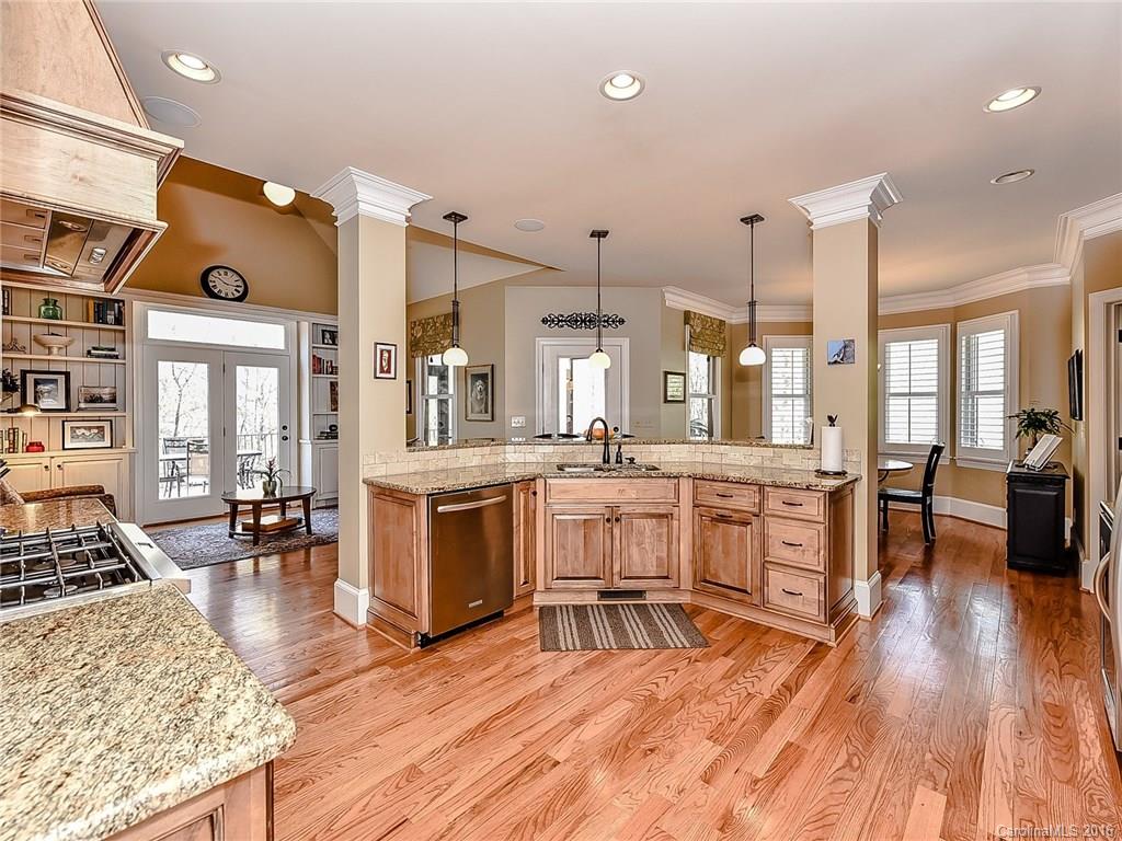 Huntington Ridge - Residential