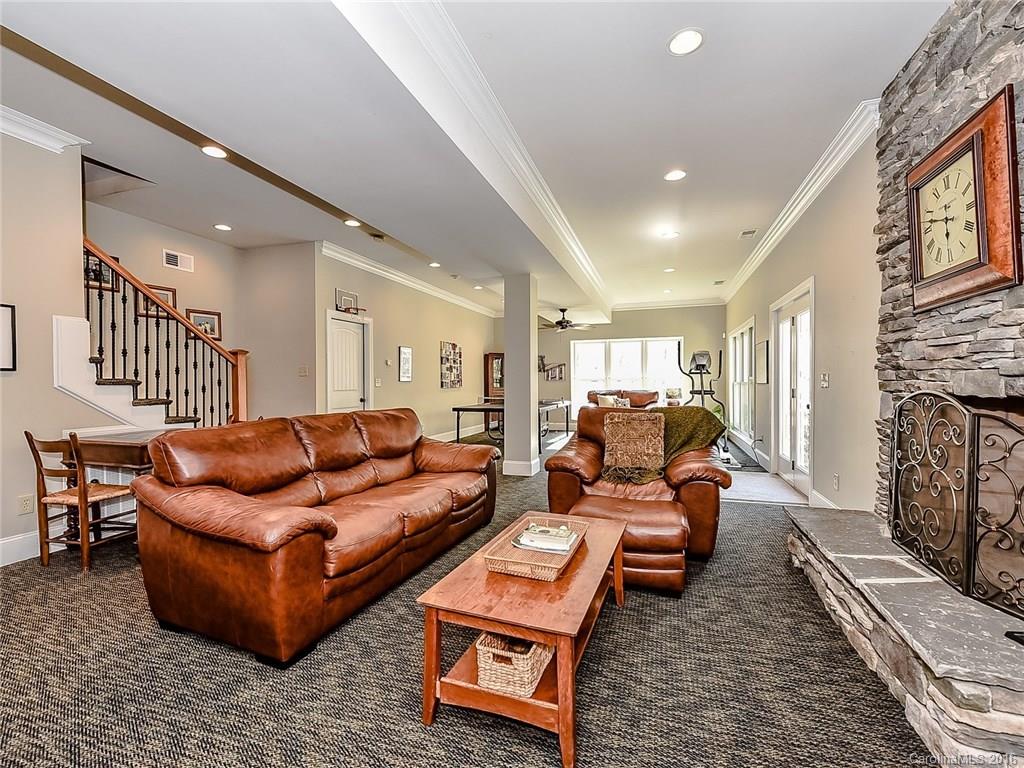 Huntington Ridge - Residential