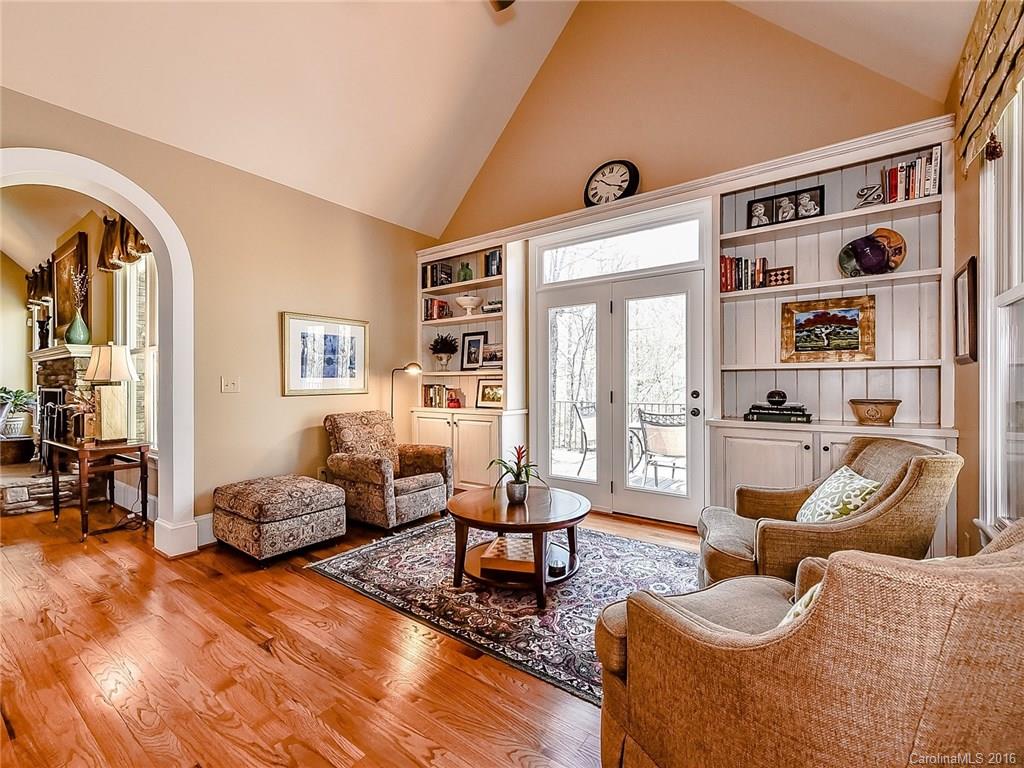 Huntington Ridge - Residential