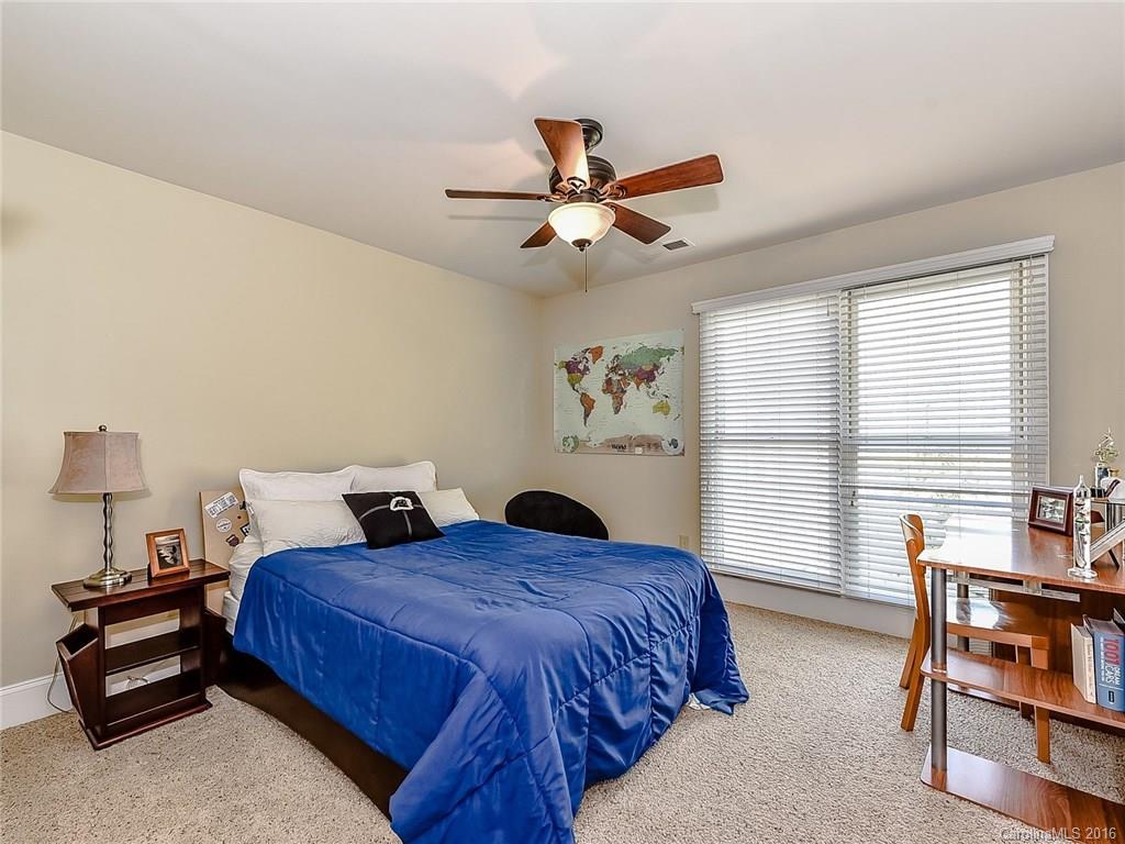 Huntington Ridge - Residential