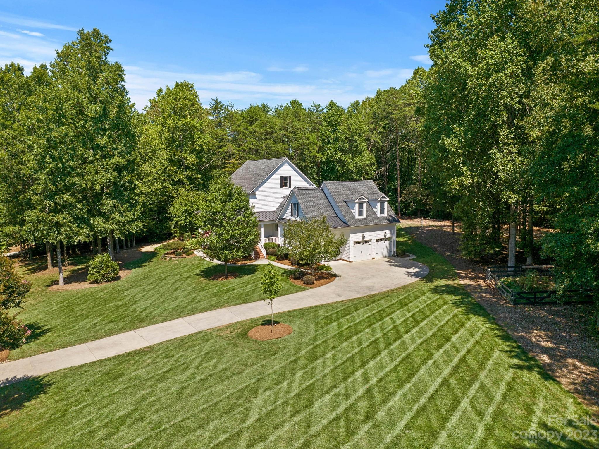 Davidson Equus - Residential