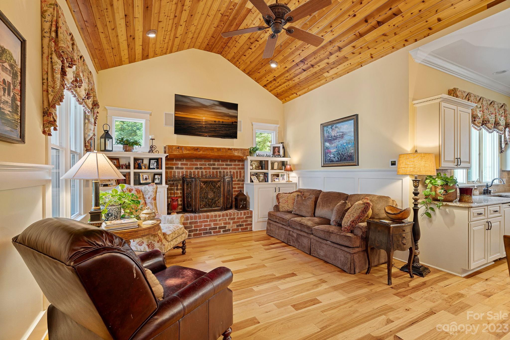 Davidson Equus - Residential