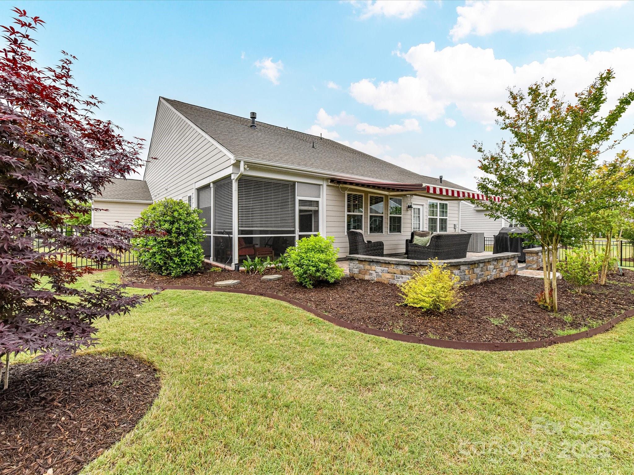 Tree Tops - Residential