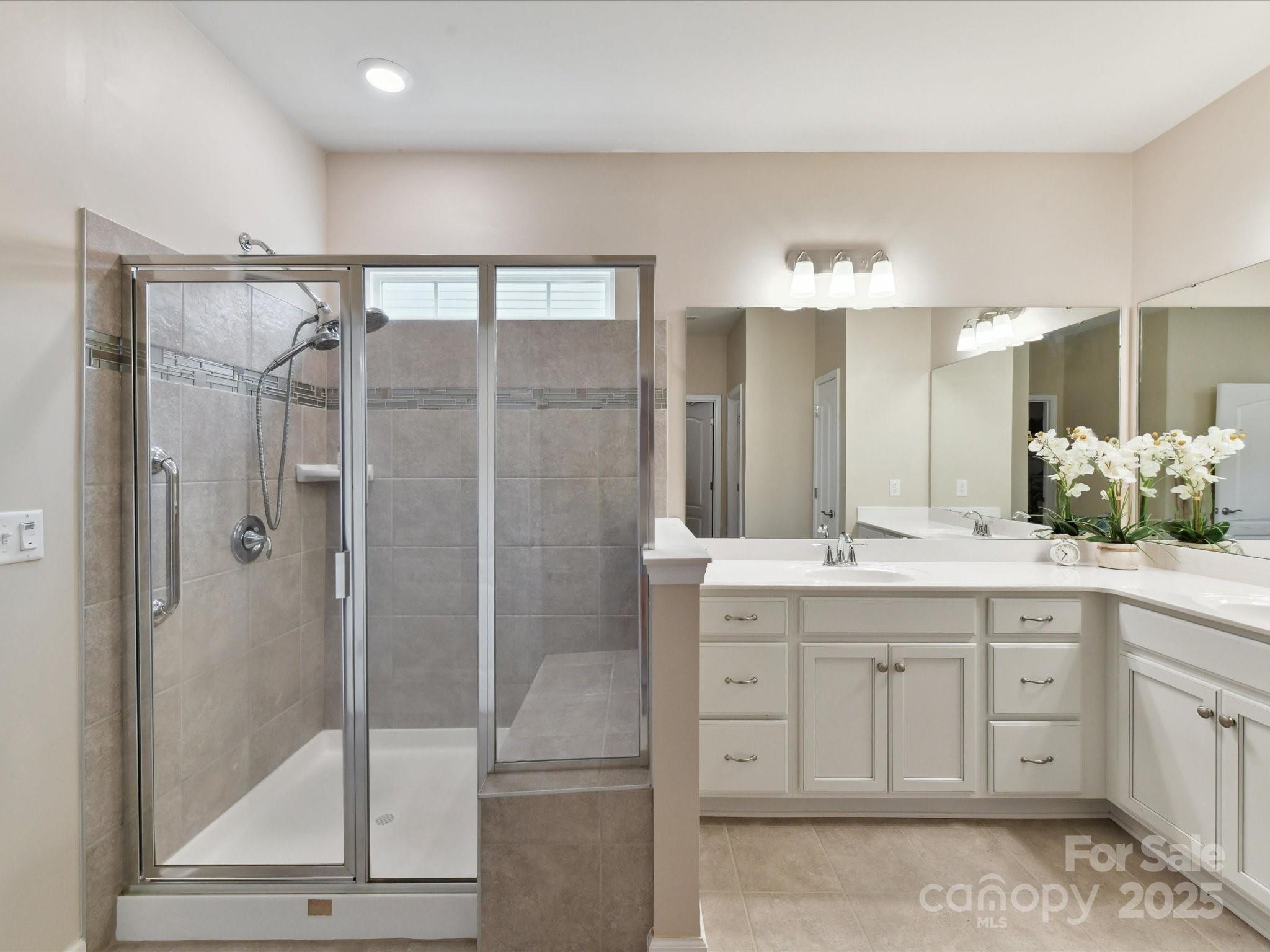 Tree Tops - Residential