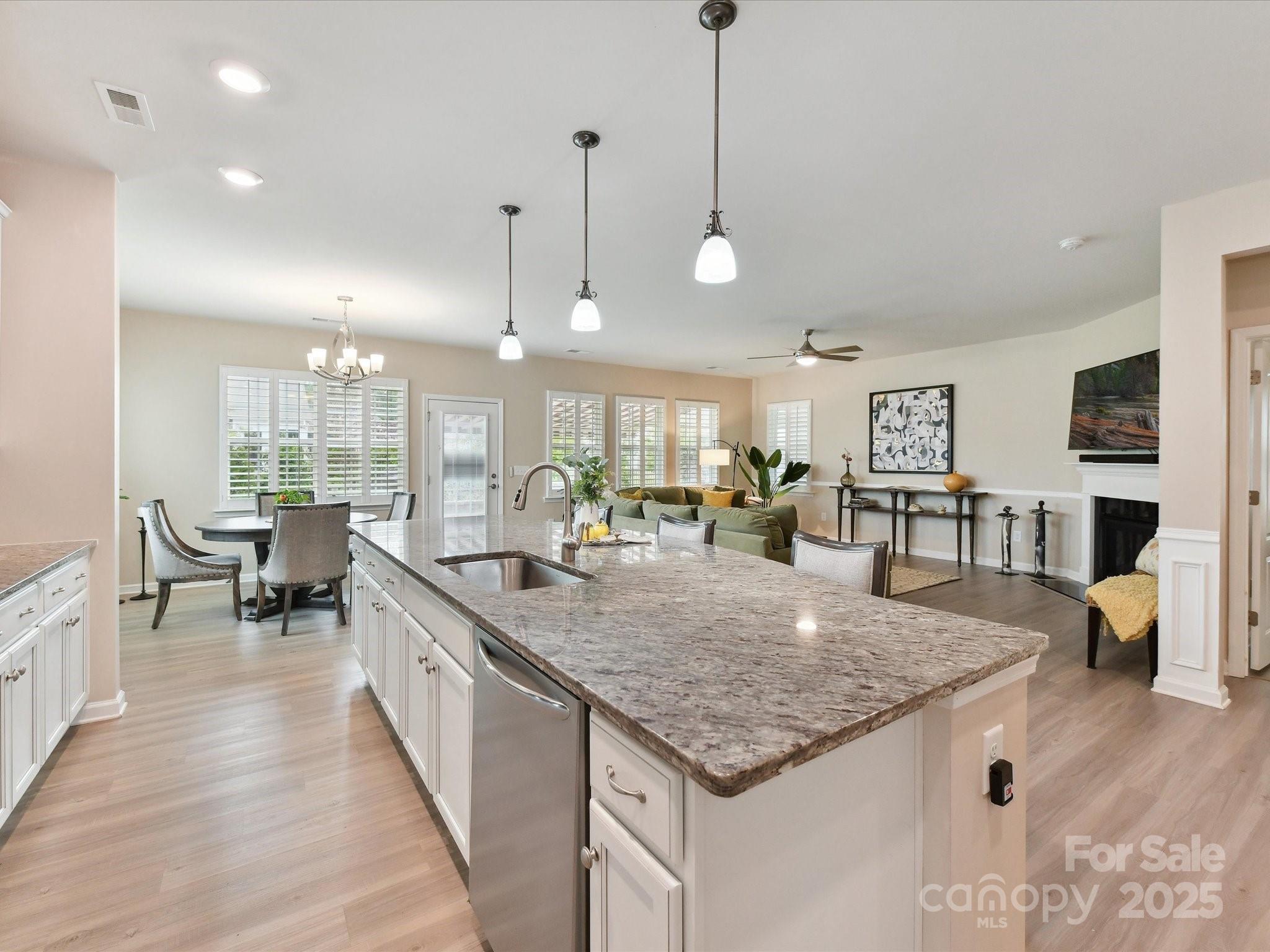 Tree Tops - Residential