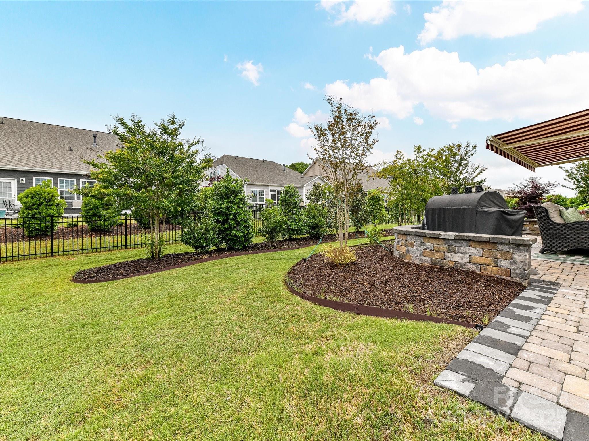 Tree Tops - Residential