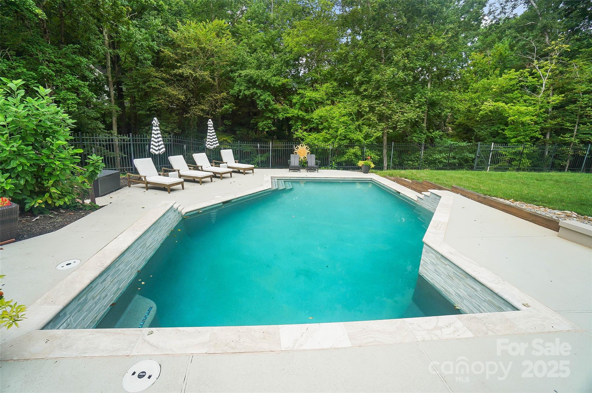 Greyson - Residential