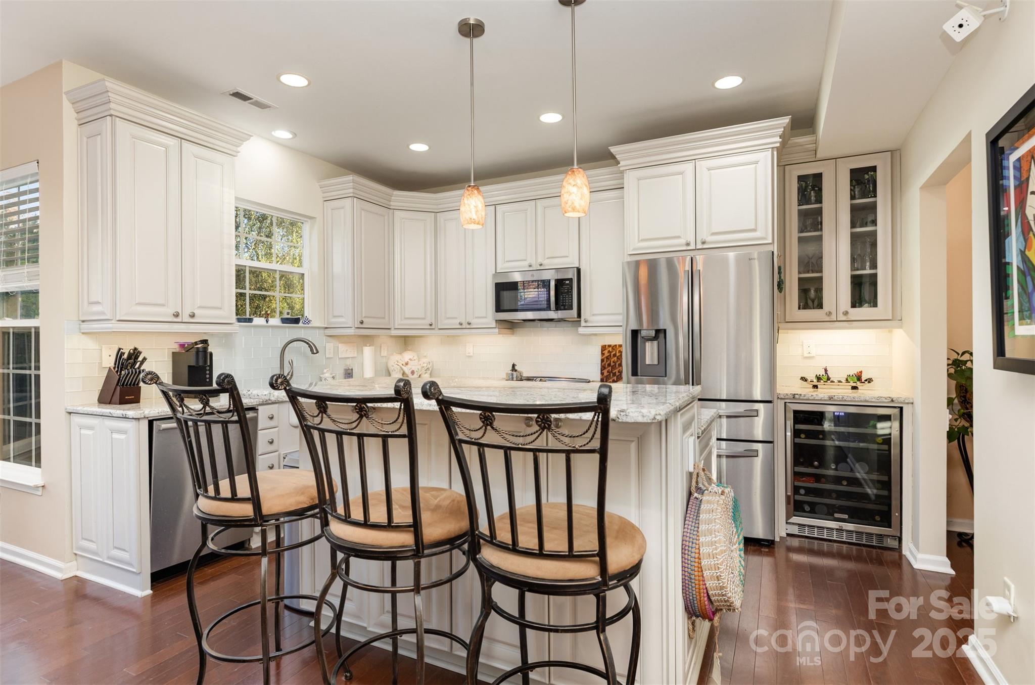 Charlotte, North Carolina 28269, United States, 5 Bedrooms Bedrooms, ,4 BathroomsBathrooms,Residential,Active,228770