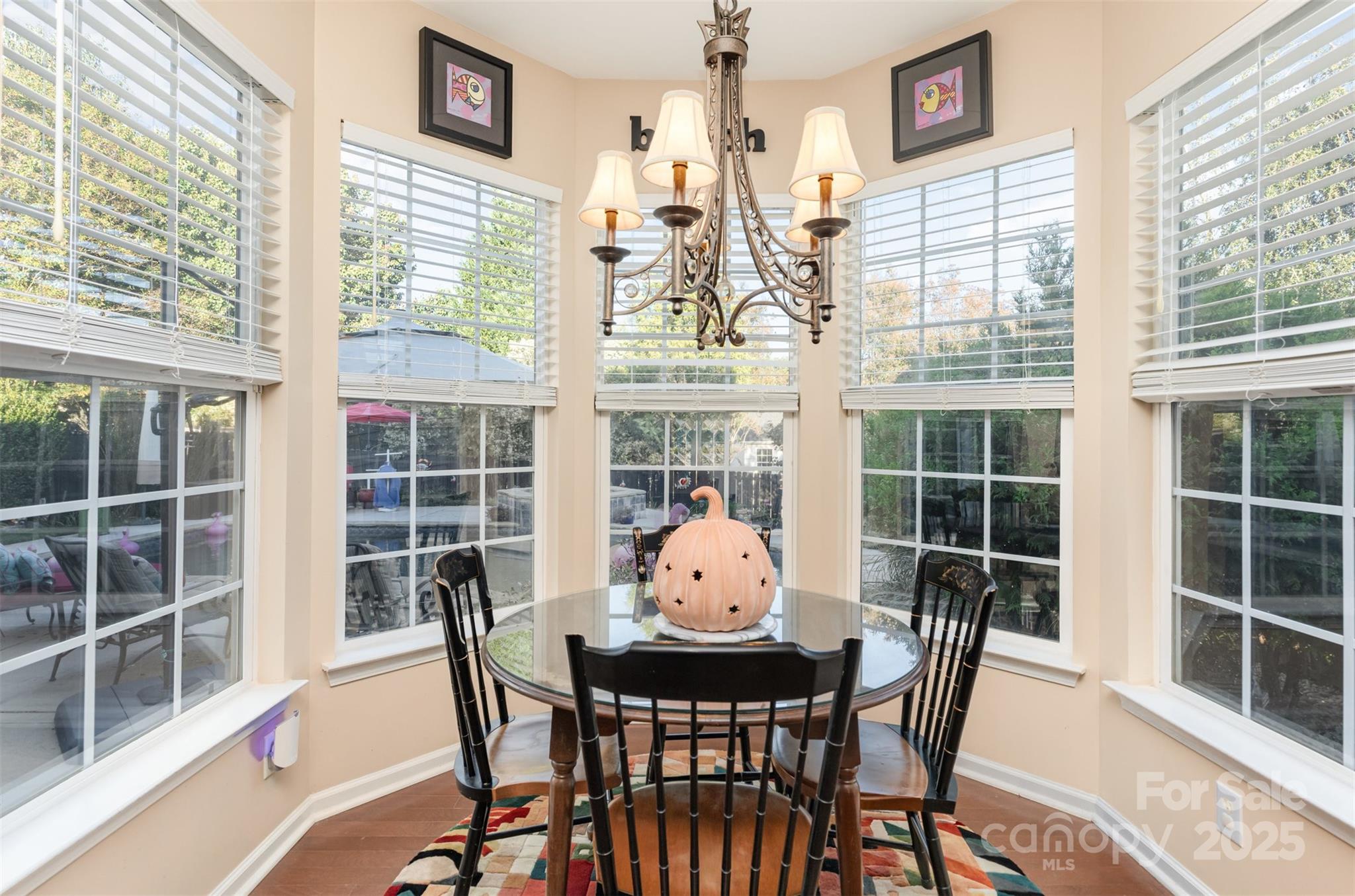 Charlotte, North Carolina 28269, United States, 5 Bedrooms Bedrooms, ,4 BathroomsBathrooms,Residential,Active,228770