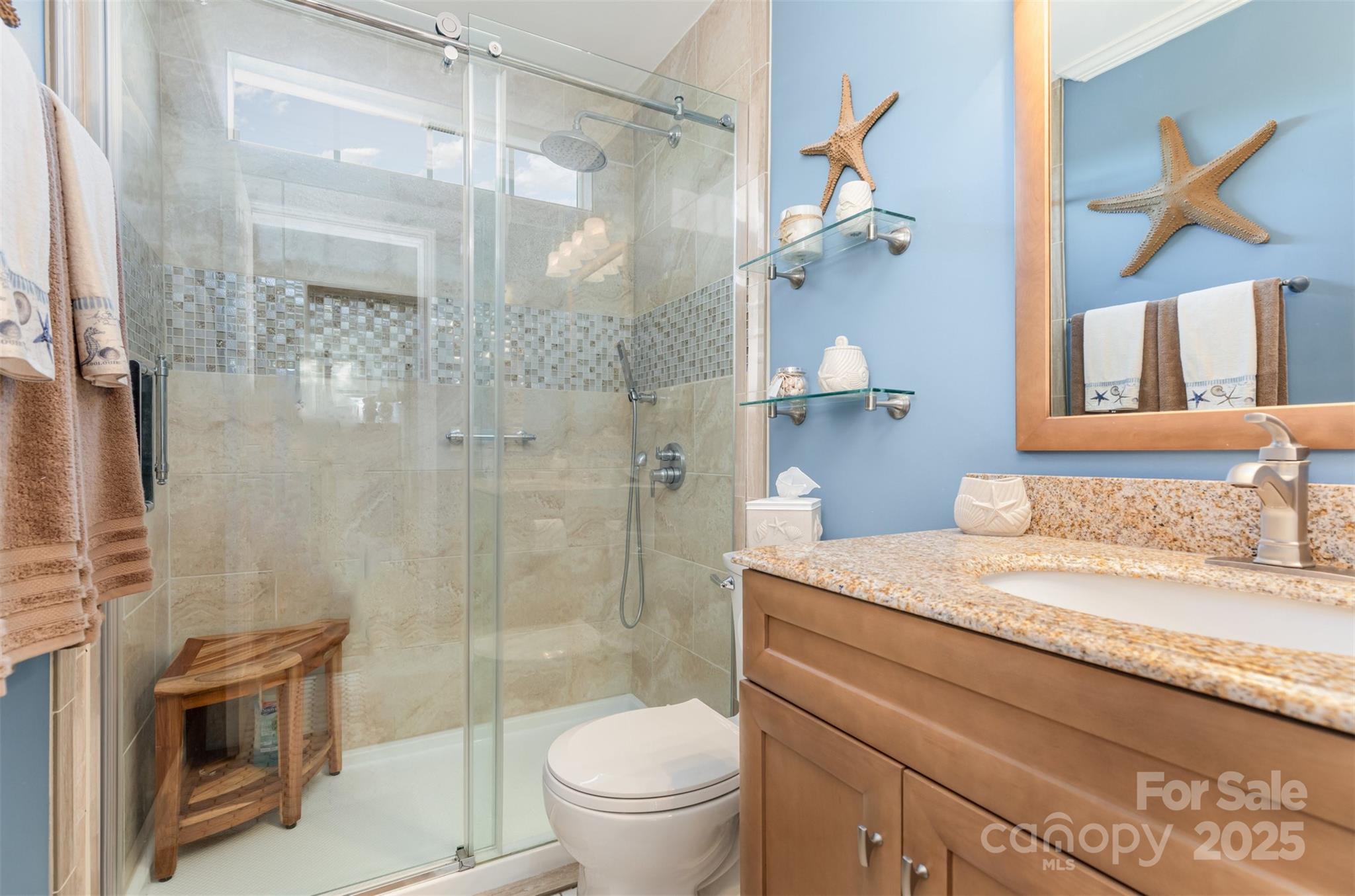 Charlotte, North Carolina 28269, United States, 5 Bedrooms Bedrooms, ,4 BathroomsBathrooms,Residential,Active,228770