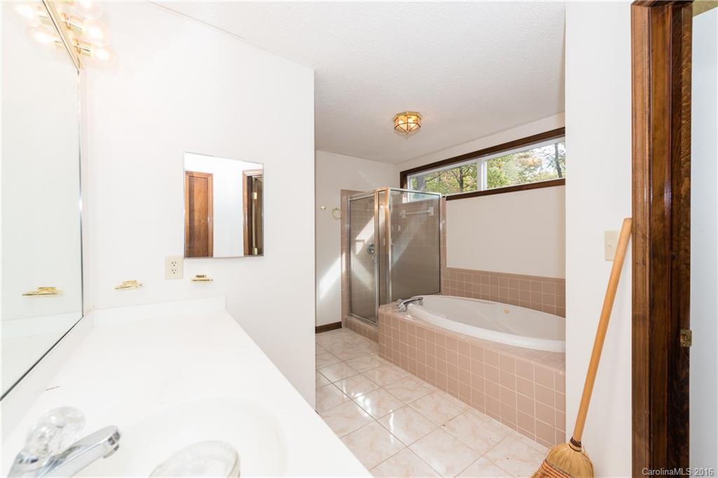 Tega Cay - Residential