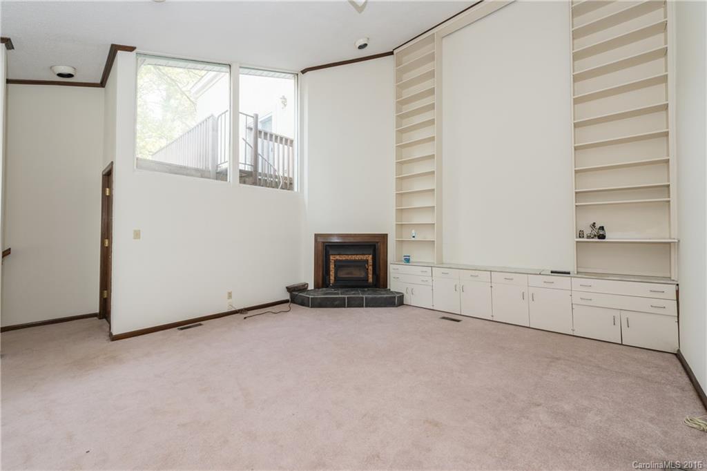 Tega Cay - Residential