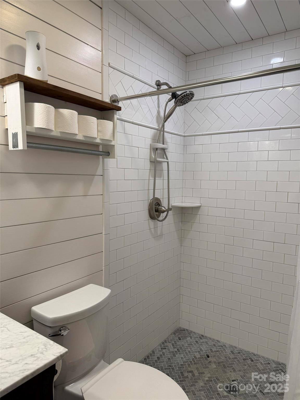 Hilltop - Residential